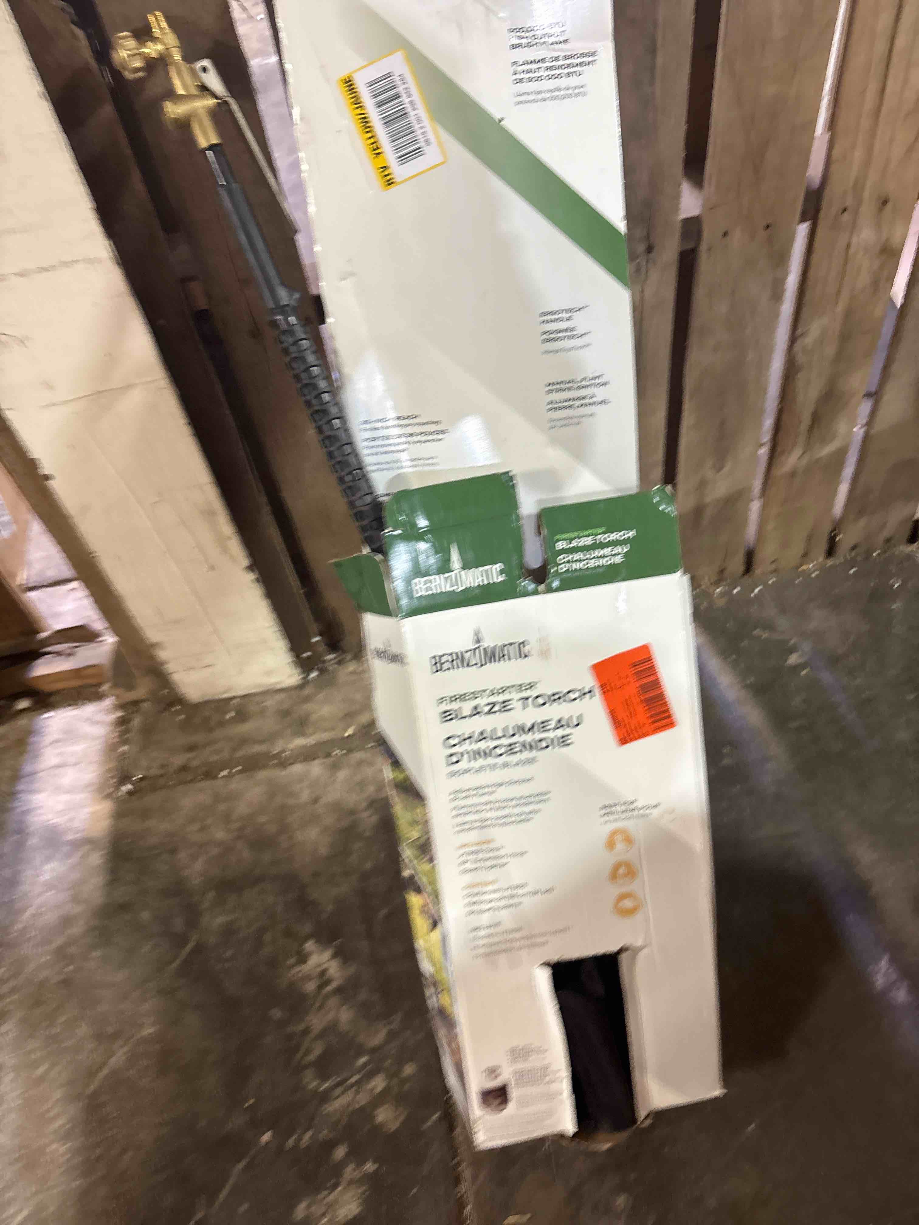 https://s3.amazonaws.com/lotting-images-prod/phillipi/BRN1921674_1753988067372.jpeg