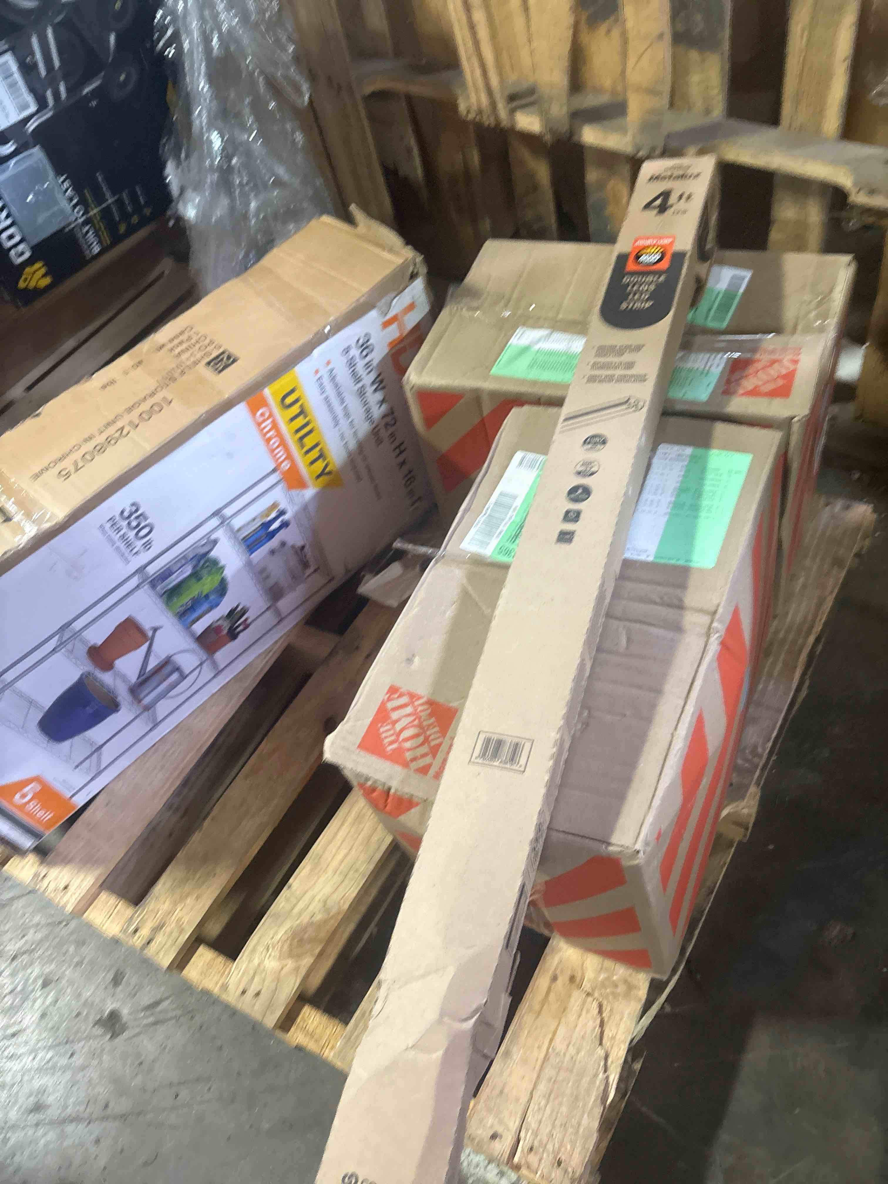 https://s3.amazonaws.com/lotting-images-prod/phillipi/BRN1921691_1753989796771.jpeg