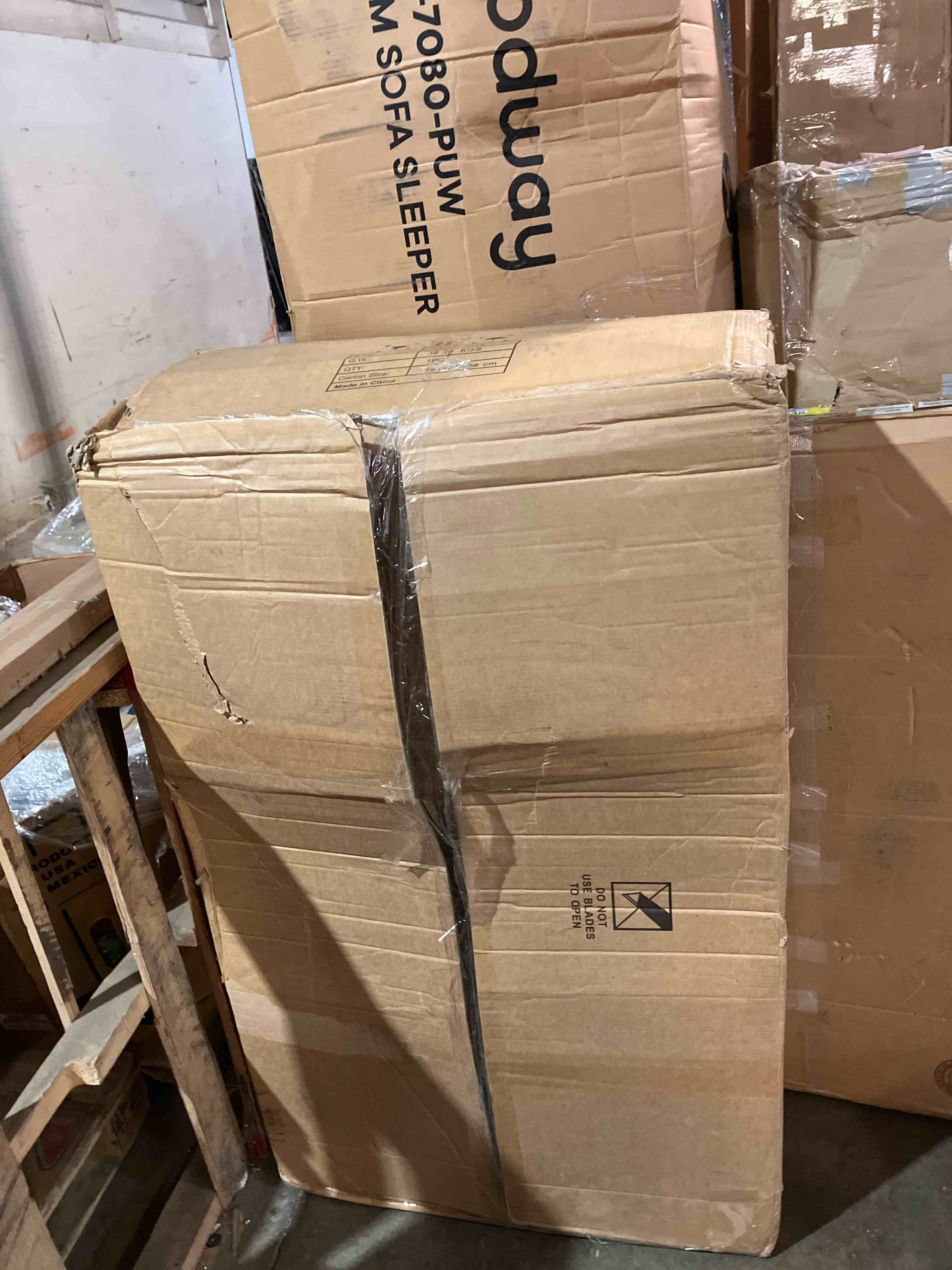 https://s3.amazonaws.com/lotting-images-prod/phillipi/BRN1921811_1754056765263.jpeg