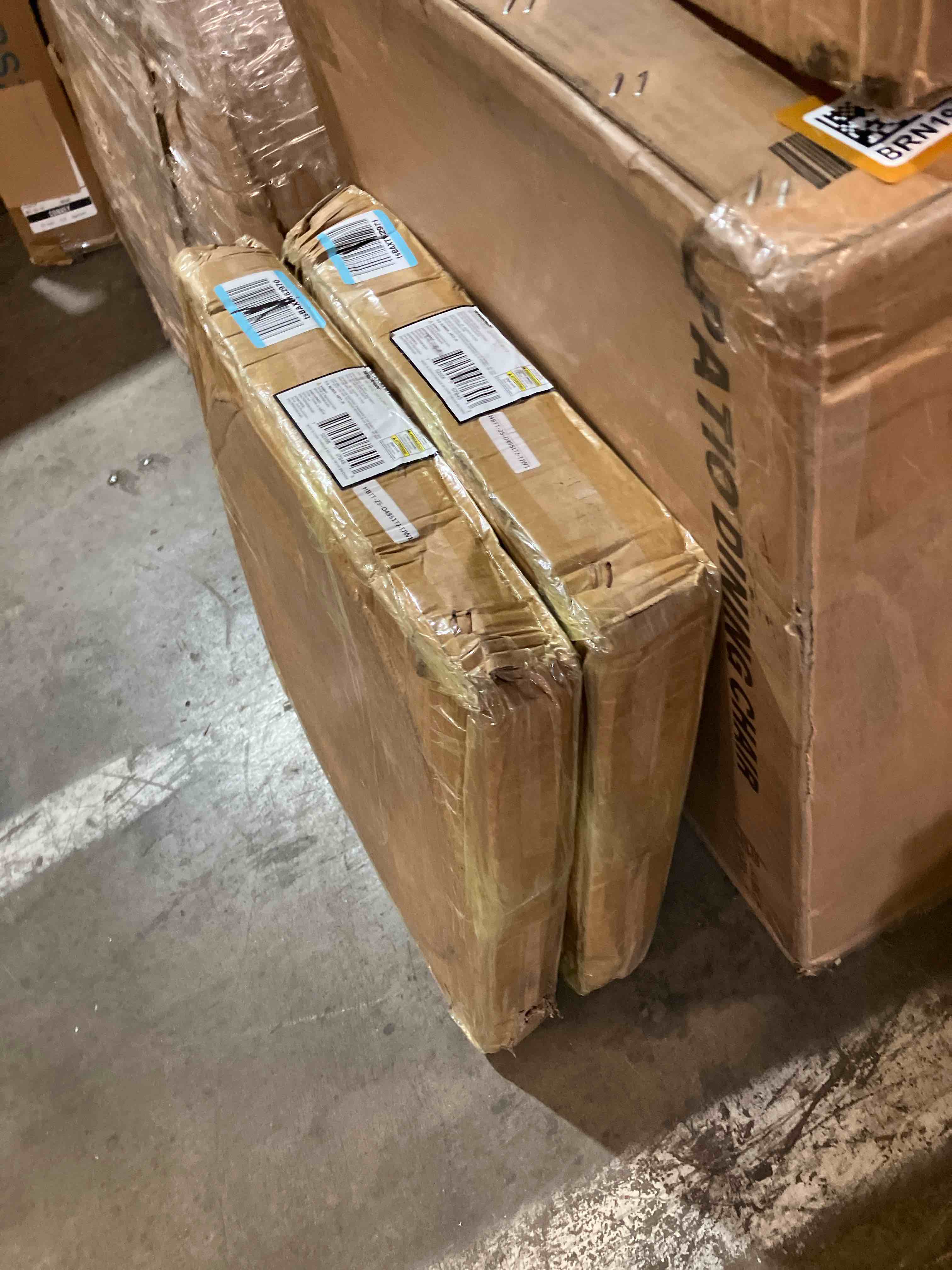 https://s3.amazonaws.com/lotting-images-prod/phillipi/BRN1921823_1754058970230.jpeg