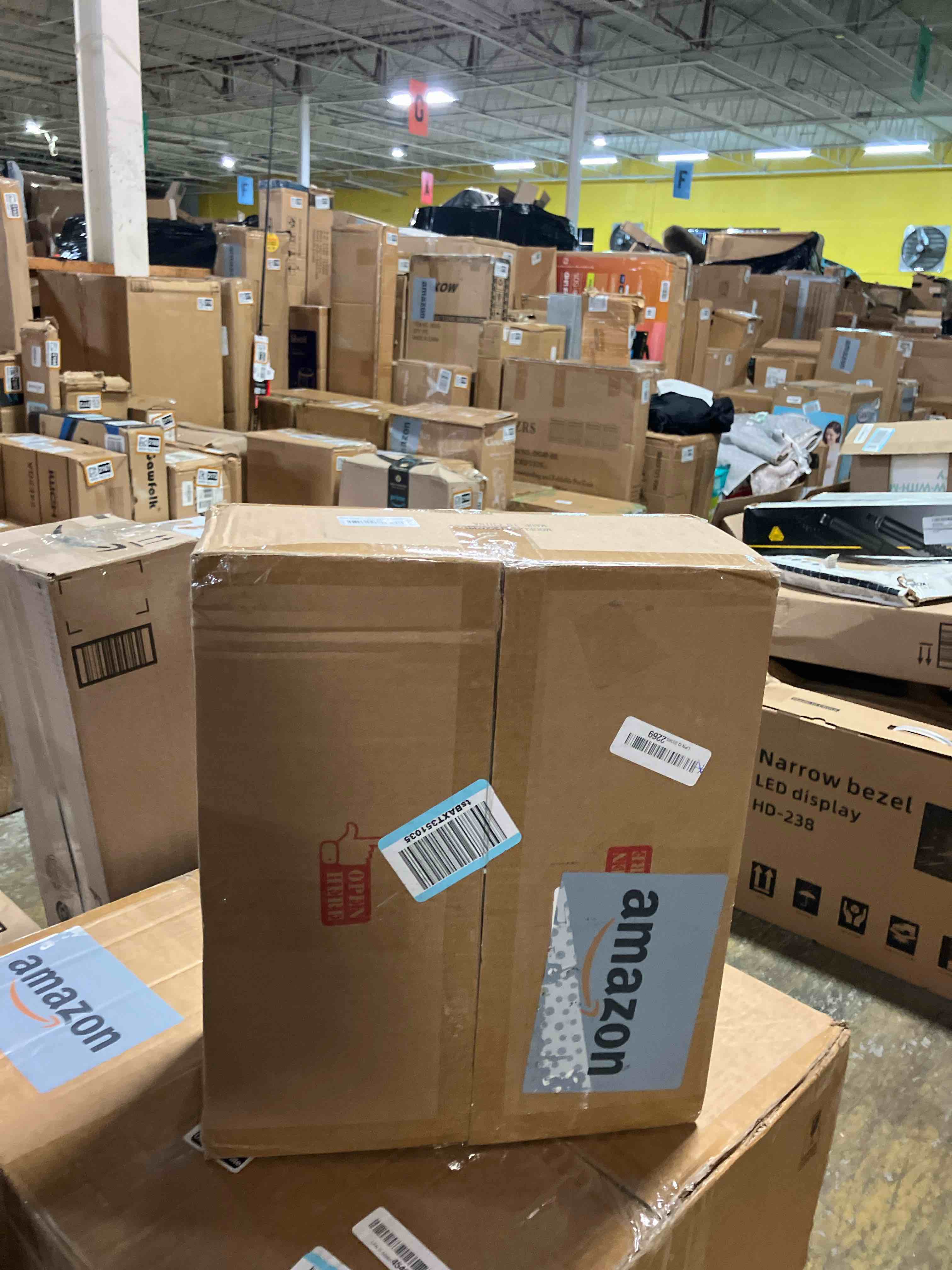 https://s3.amazonaws.com/lotting-images-prod/phillipi/BRN1922147_1754504030084.jpeg