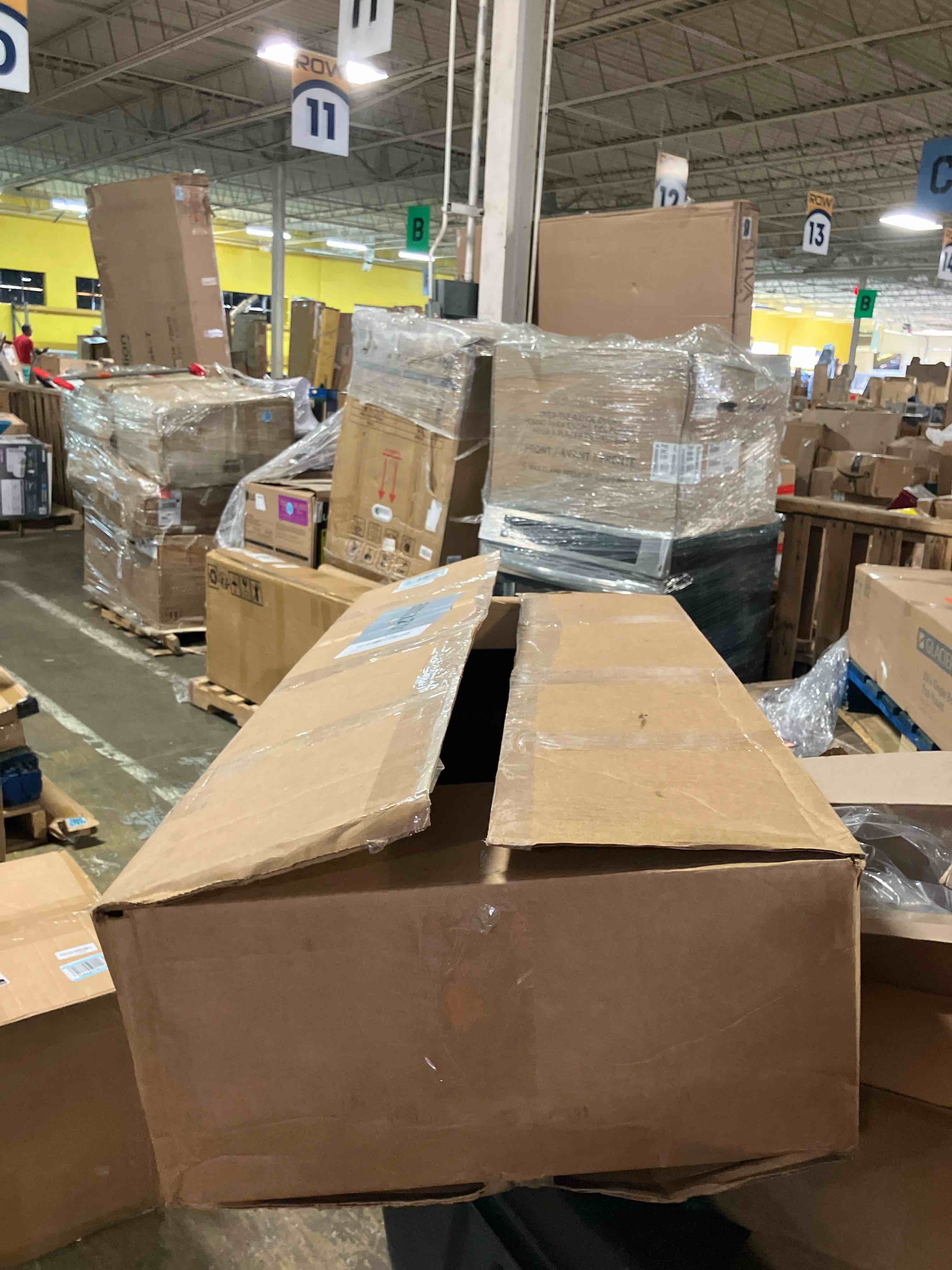 https://s3.amazonaws.com/lotting-images-prod/phillipi/BRN1922155_1754500374312.jpeg