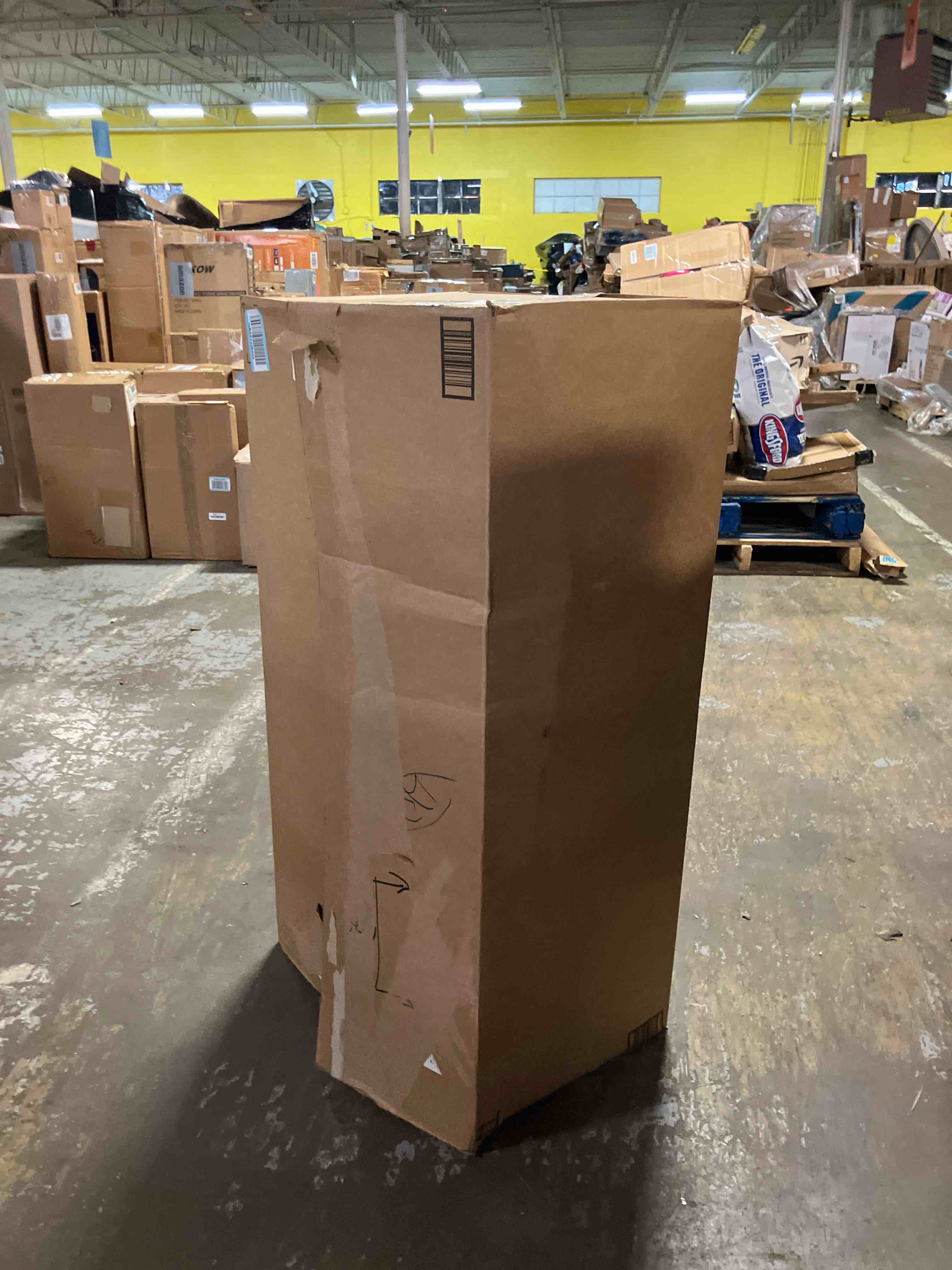 https://s3.amazonaws.com/lotting-images-prod/phillipi/BRN1922176_1754496379540.jpeg