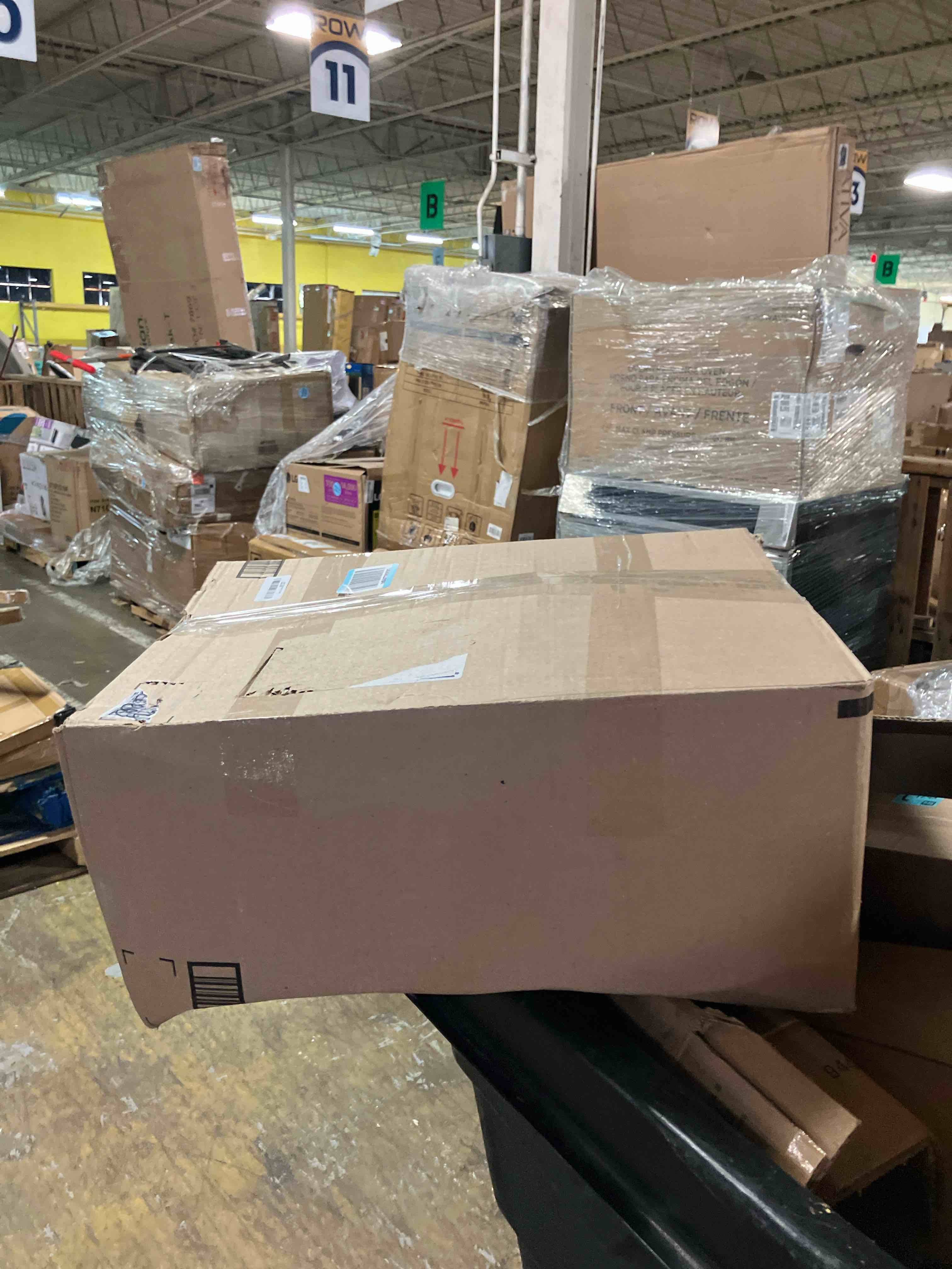 https://s3.amazonaws.com/lotting-images-prod/phillipi/BRN1922181_1754495304309.jpeg