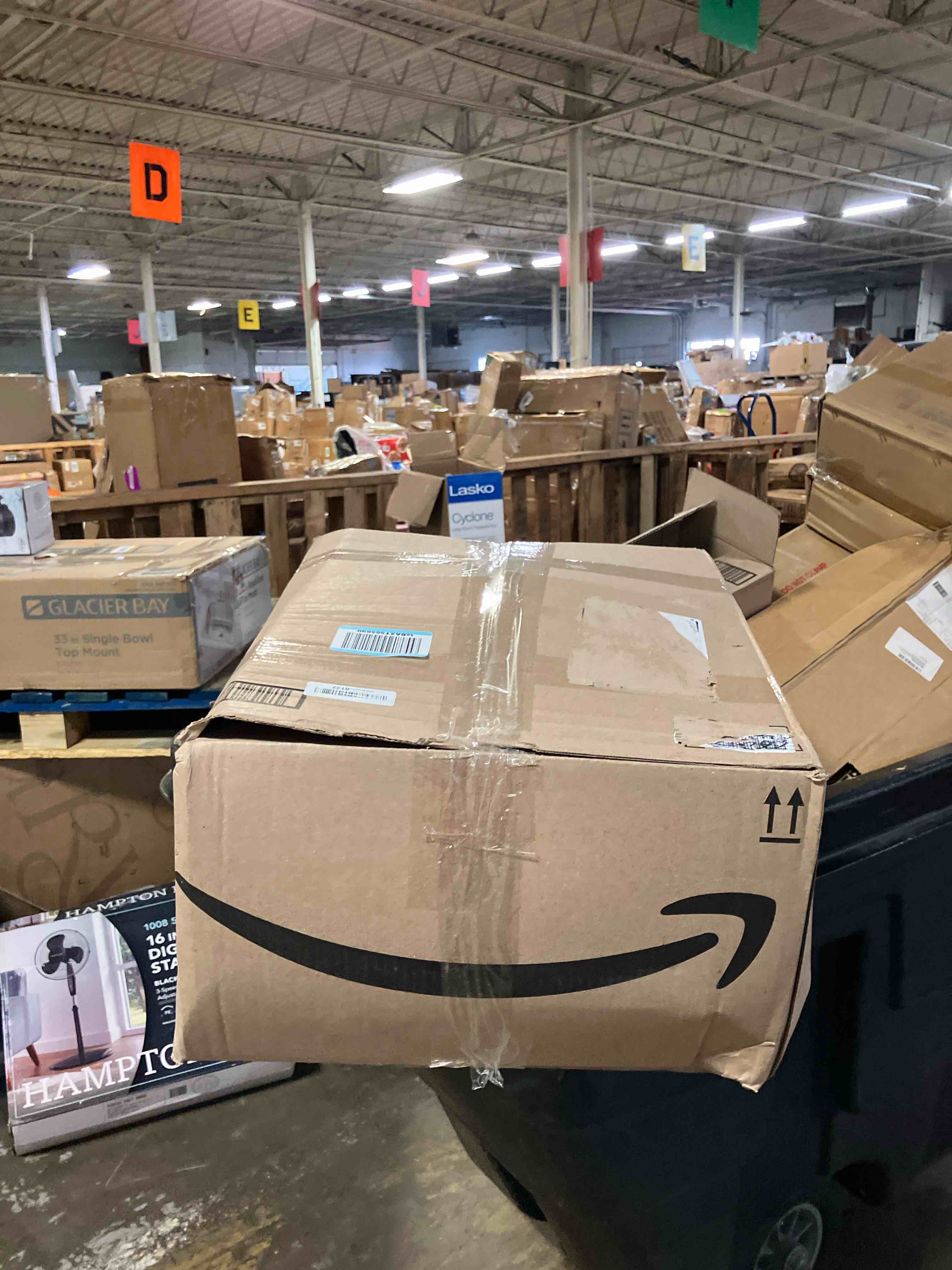 https://s3.amazonaws.com/lotting-images-prod/phillipi/BRN1922181_1754495308013.jpeg