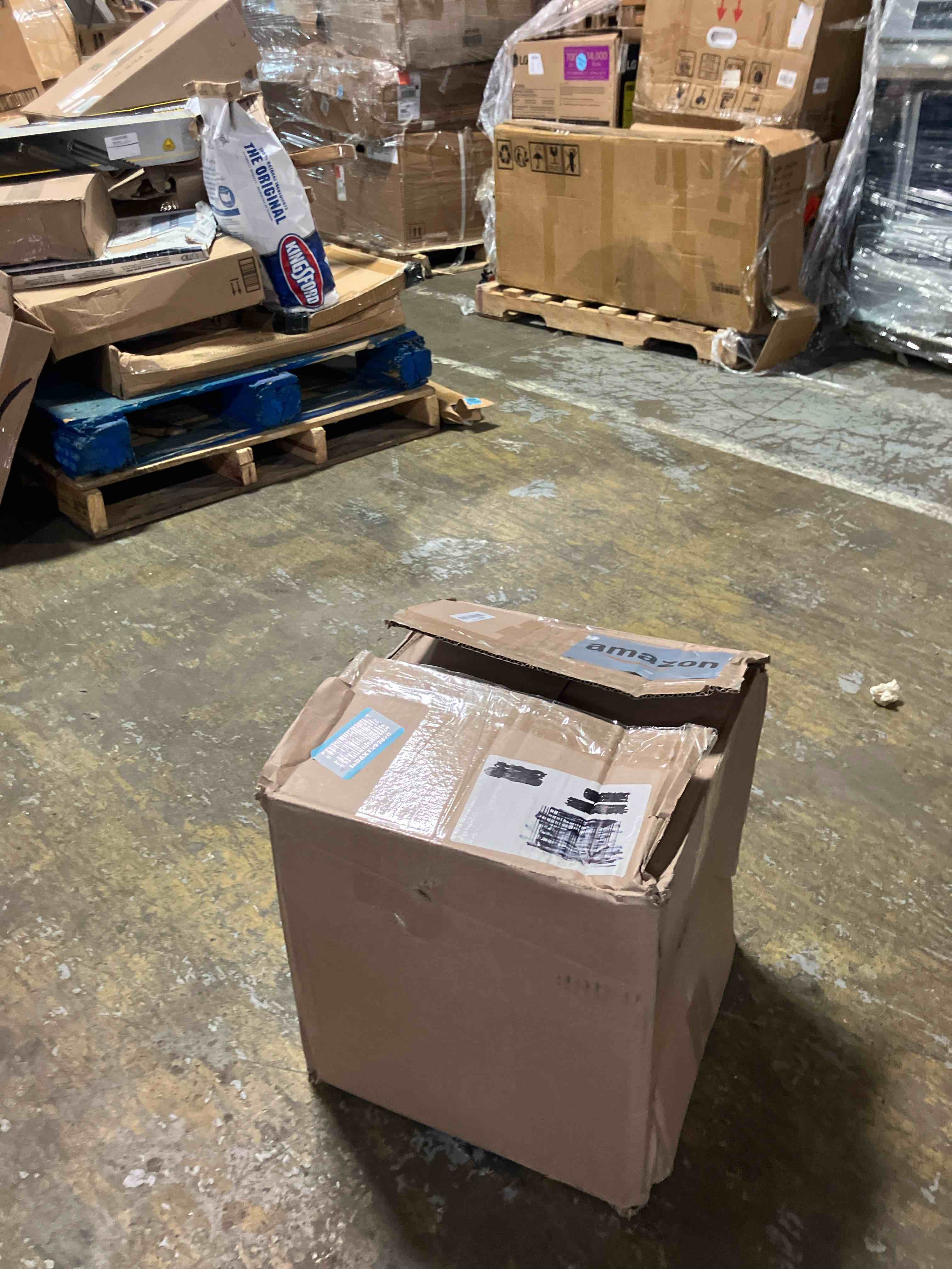 https://s3.amazonaws.com/lotting-images-prod/phillipi/BRN1922188_1754493167763.jpeg