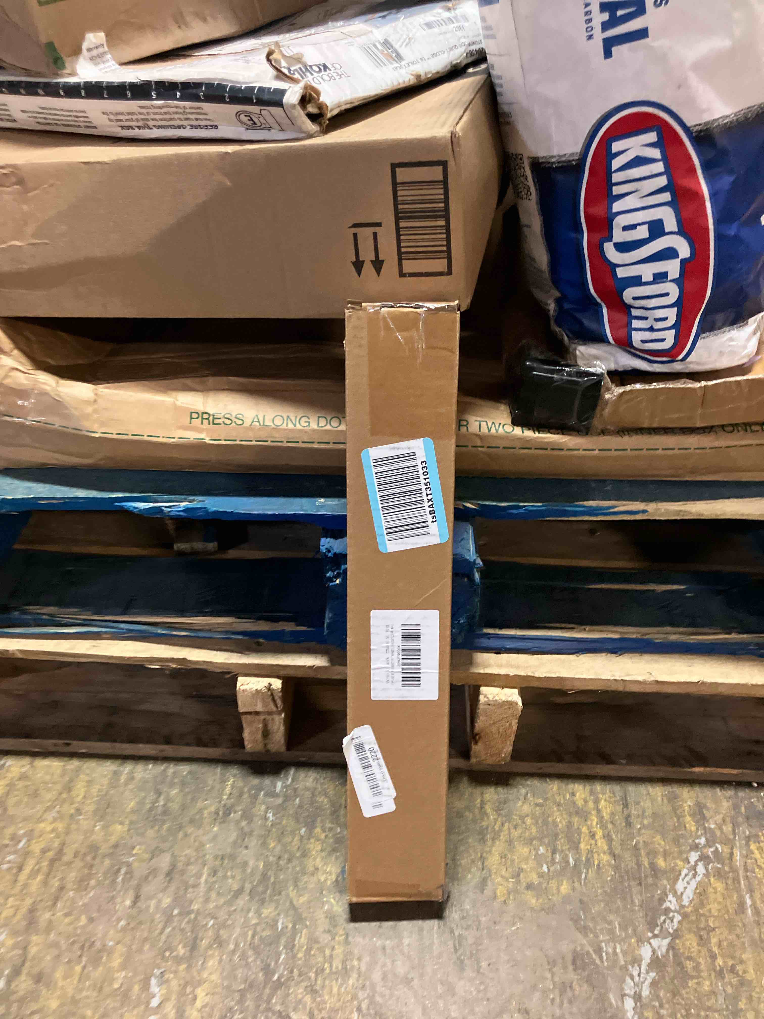 https://s3.amazonaws.com/lotting-images-prod/phillipi/BRN1922190_1754492759618.jpeg