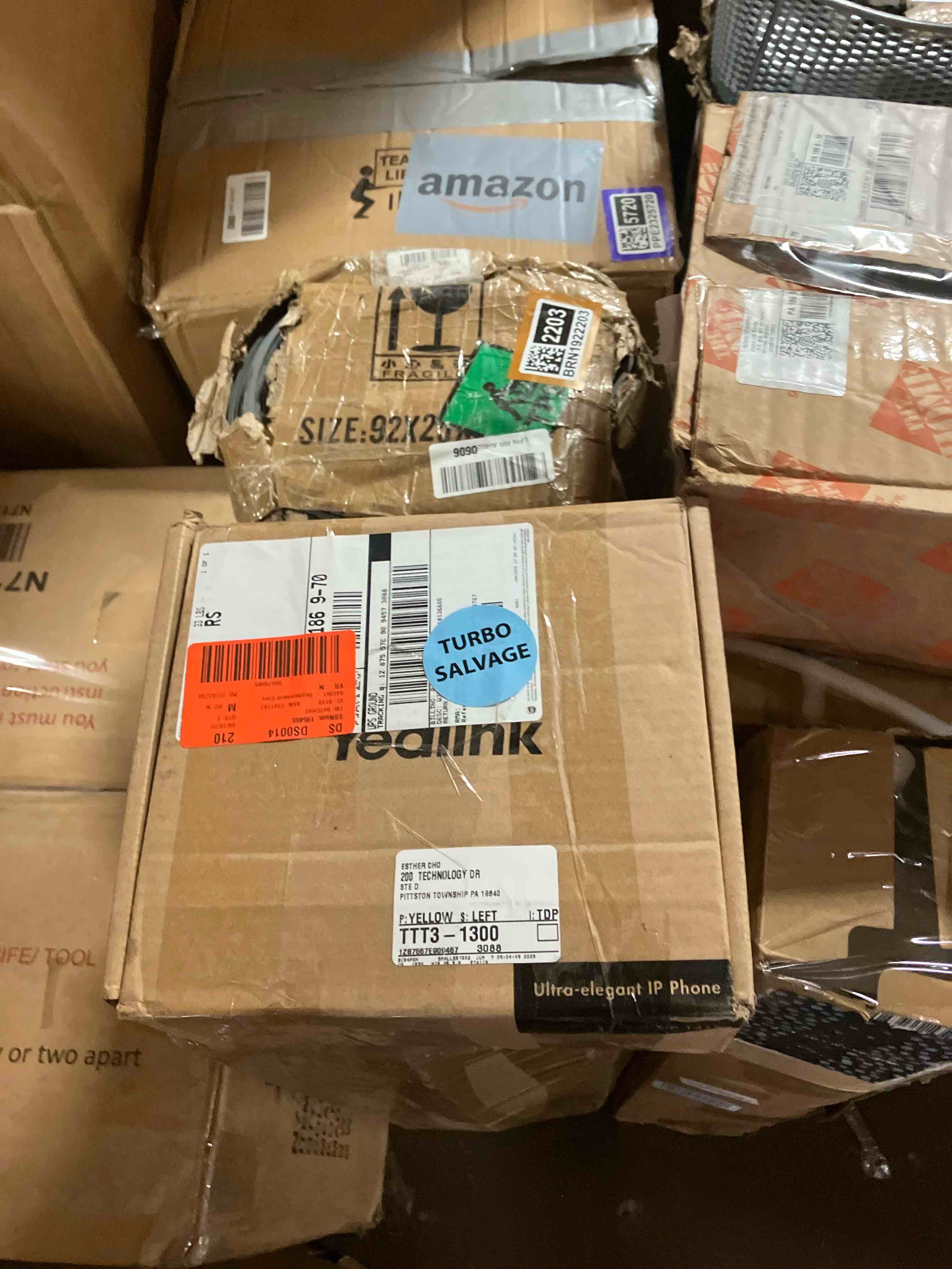 https://s3.amazonaws.com/lotting-images-prod/phillipi/BRN1922213_1754514814664.jpeg