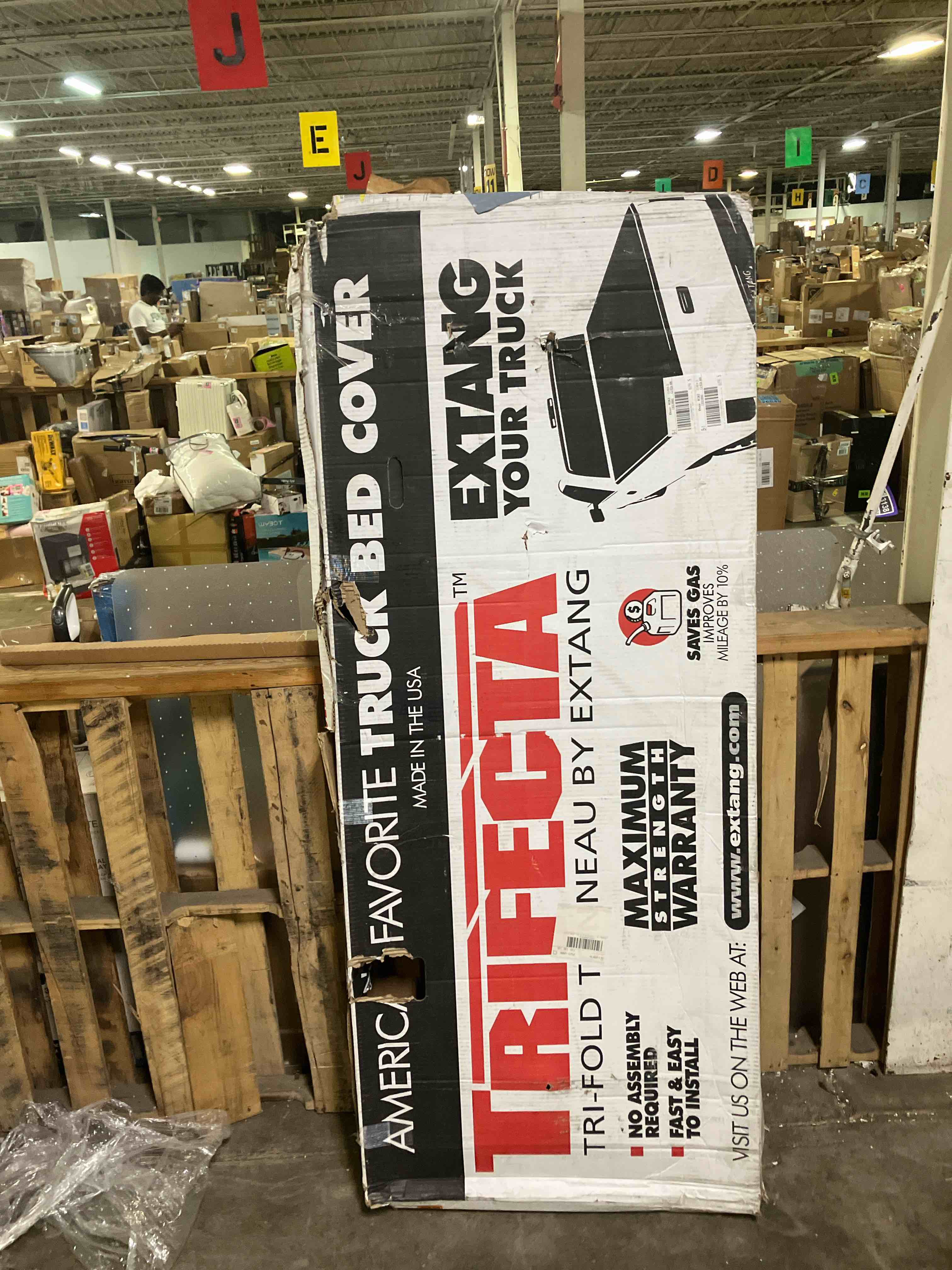 https://s3.amazonaws.com/lotting-images-prod/phillipi/BRN1922232_1754583238770.jpeg