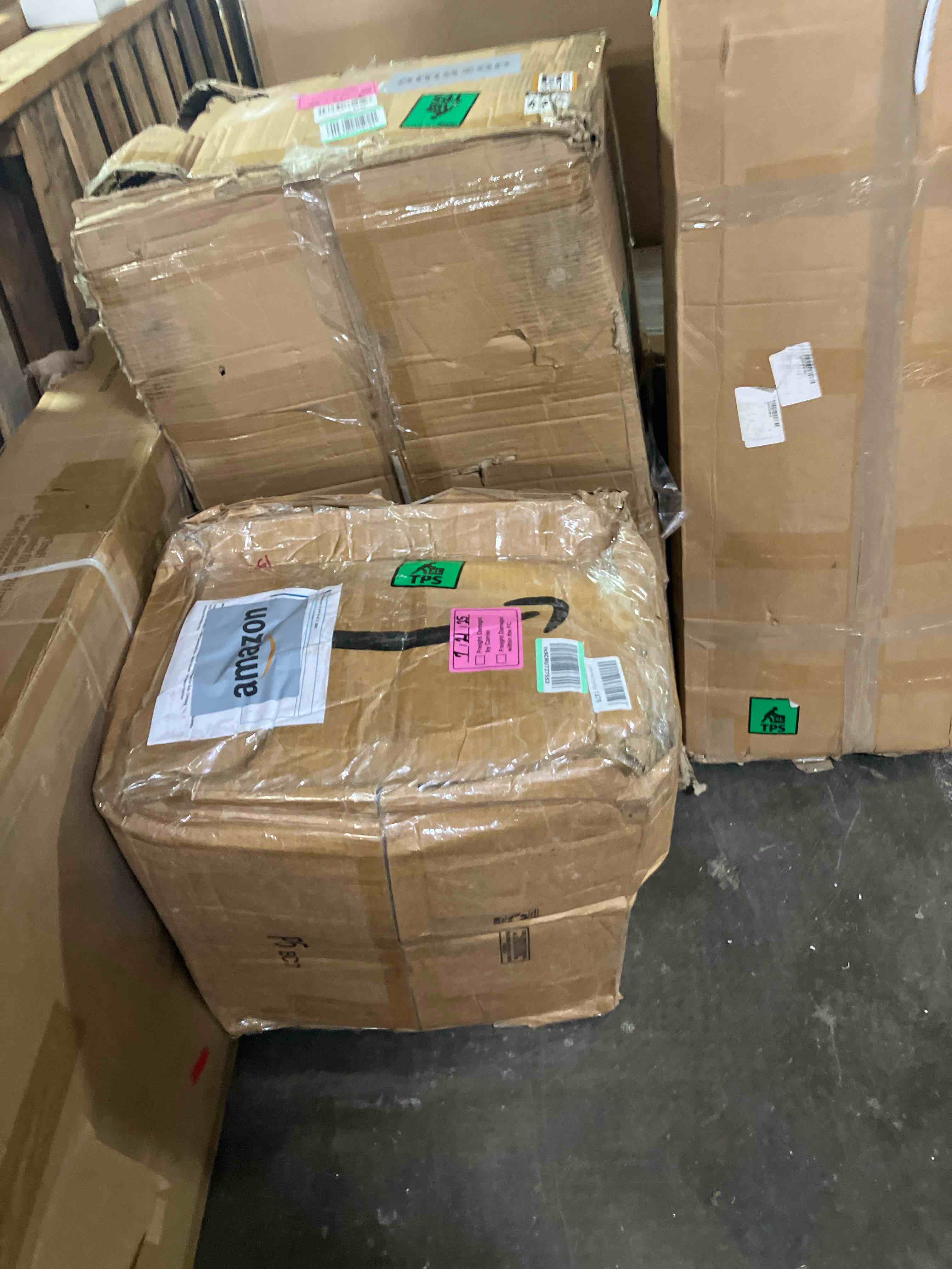 https://s3.amazonaws.com/lotting-images-prod/phillipi/BRN1922242_1754586341821.jpeg