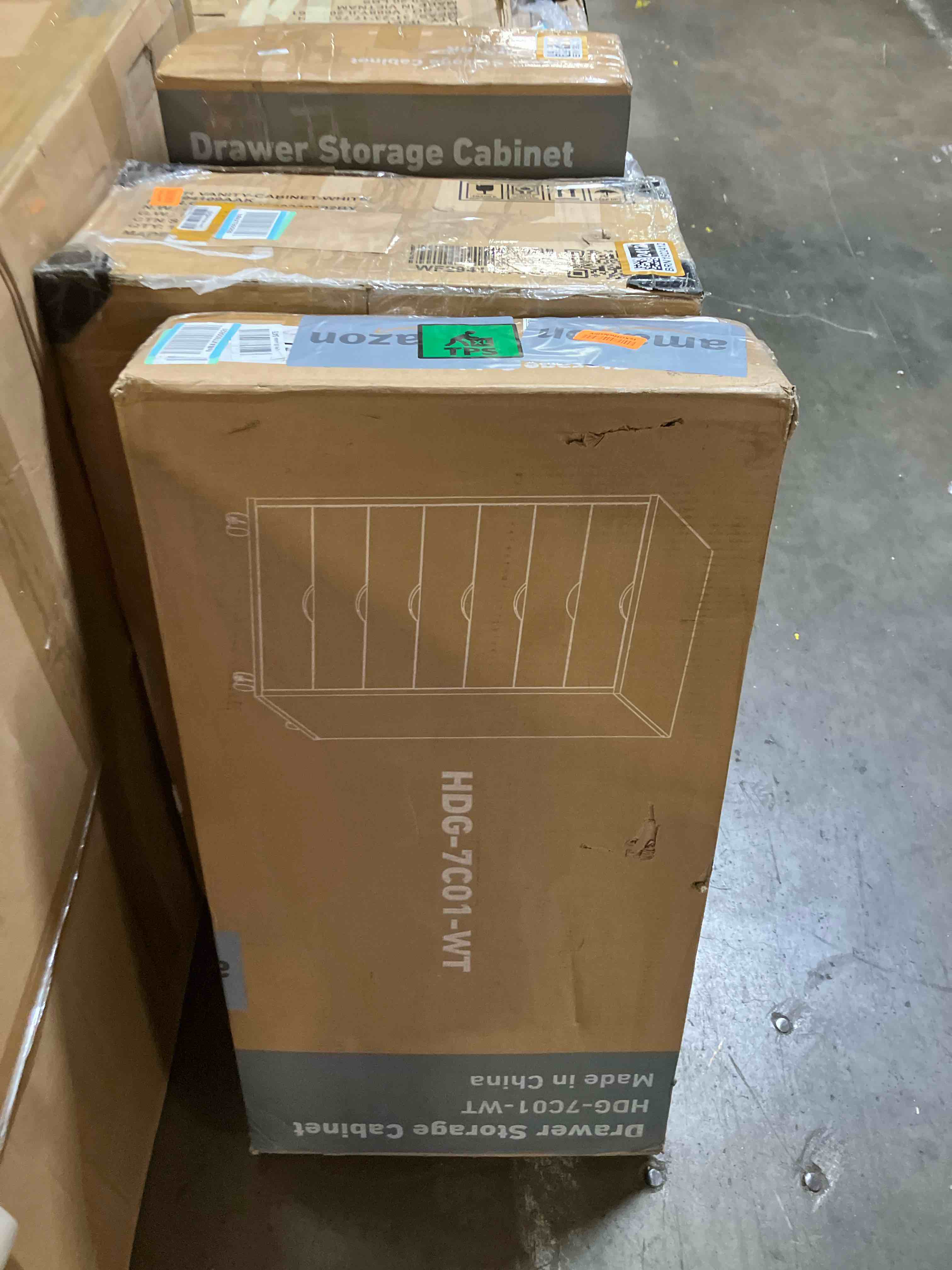 https://s3.amazonaws.com/lotting-images-prod/phillipi/BRN1922411_1754580656807.jpeg