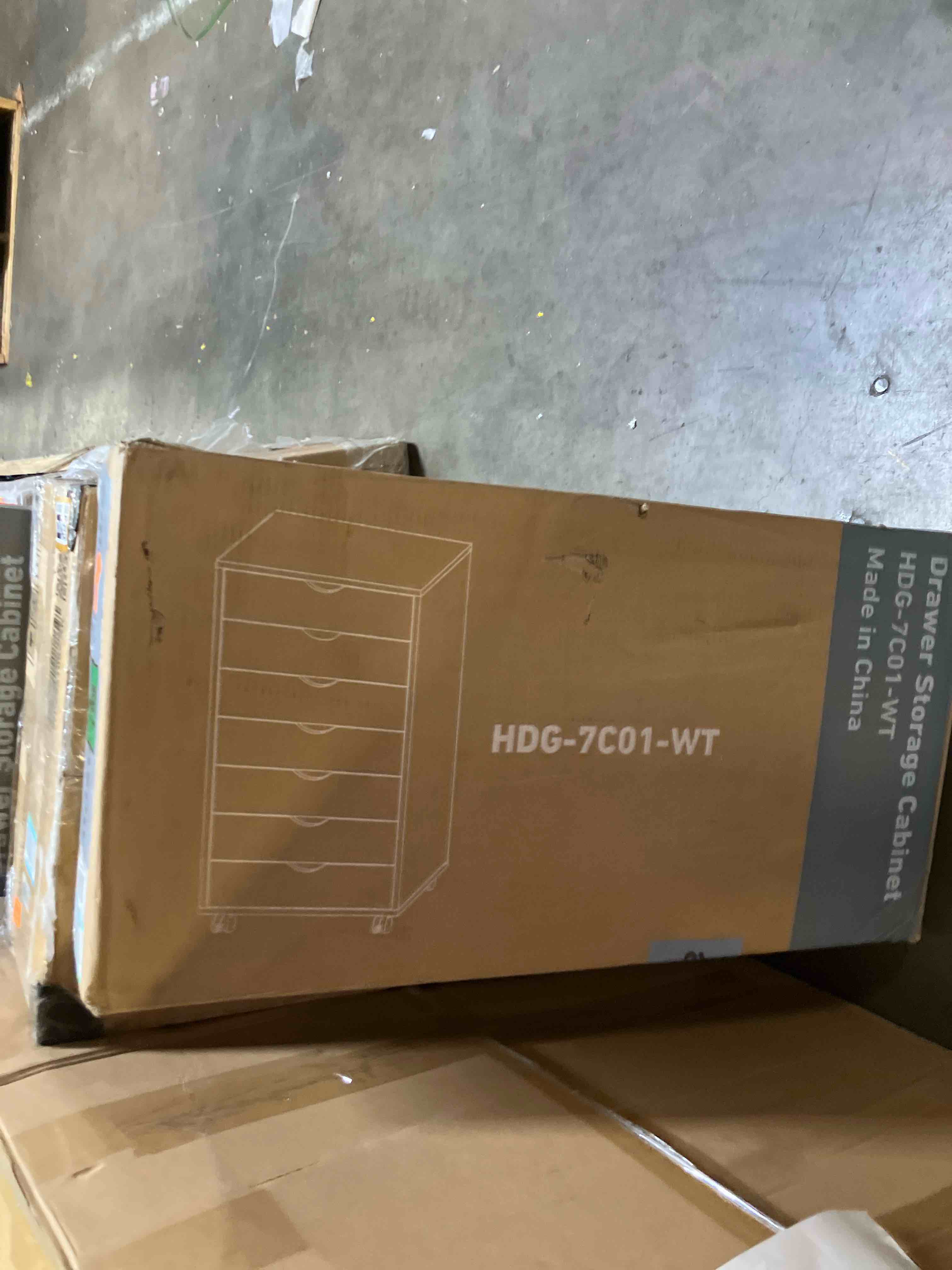 https://s3.amazonaws.com/lotting-images-prod/phillipi/BRN1922411_1754580658579.jpeg