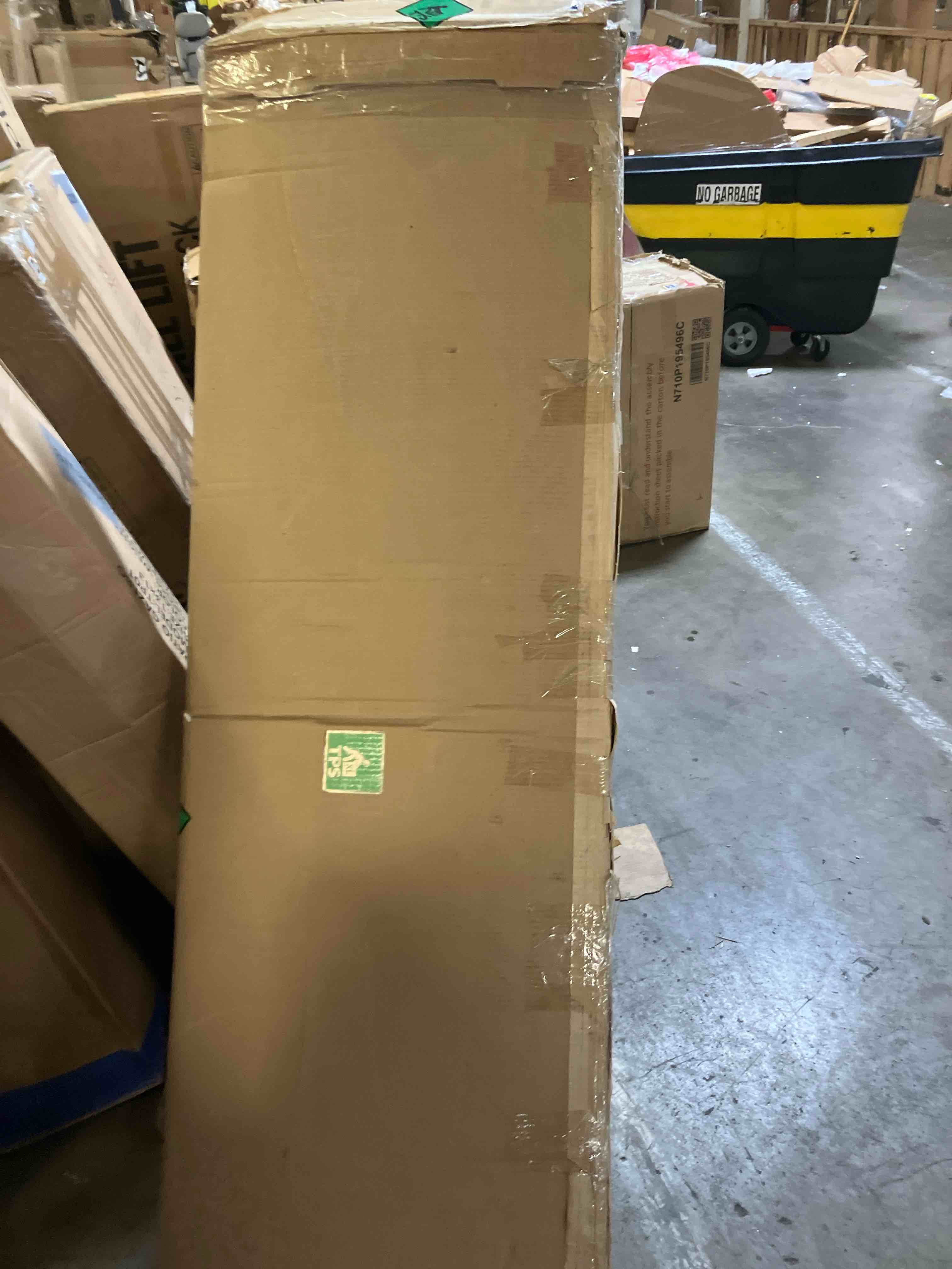 https://s3.amazonaws.com/lotting-images-prod/phillipi/BRN1922419_1754578130197.jpeg