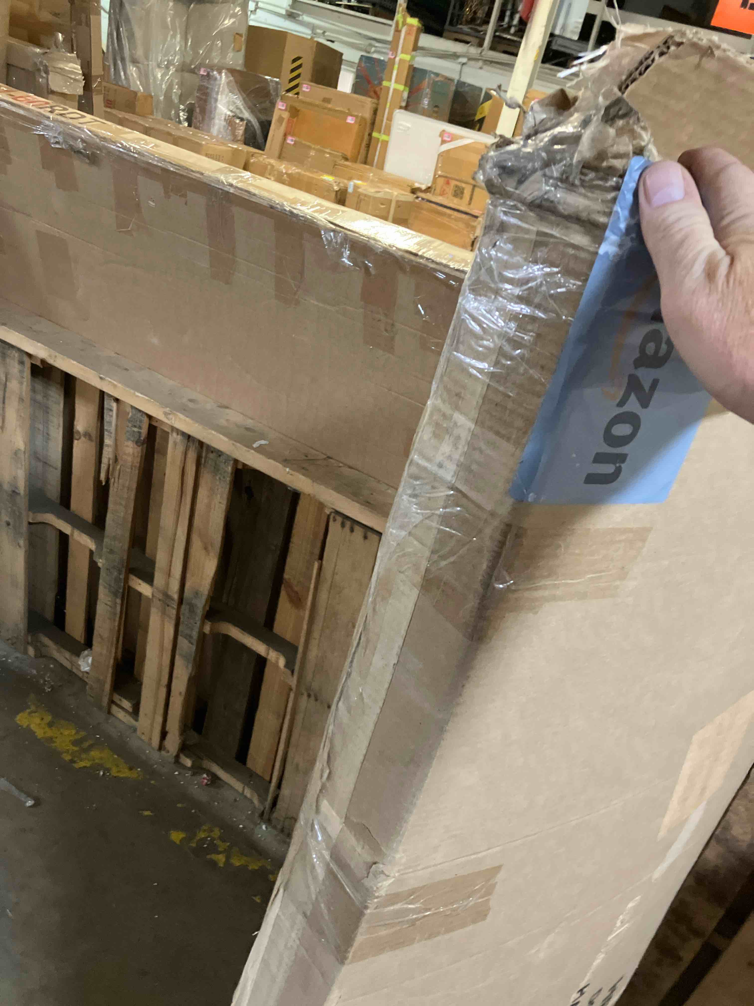 https://s3.amazonaws.com/lotting-images-prod/phillipi/BRN1922419_1754578138345.jpeg