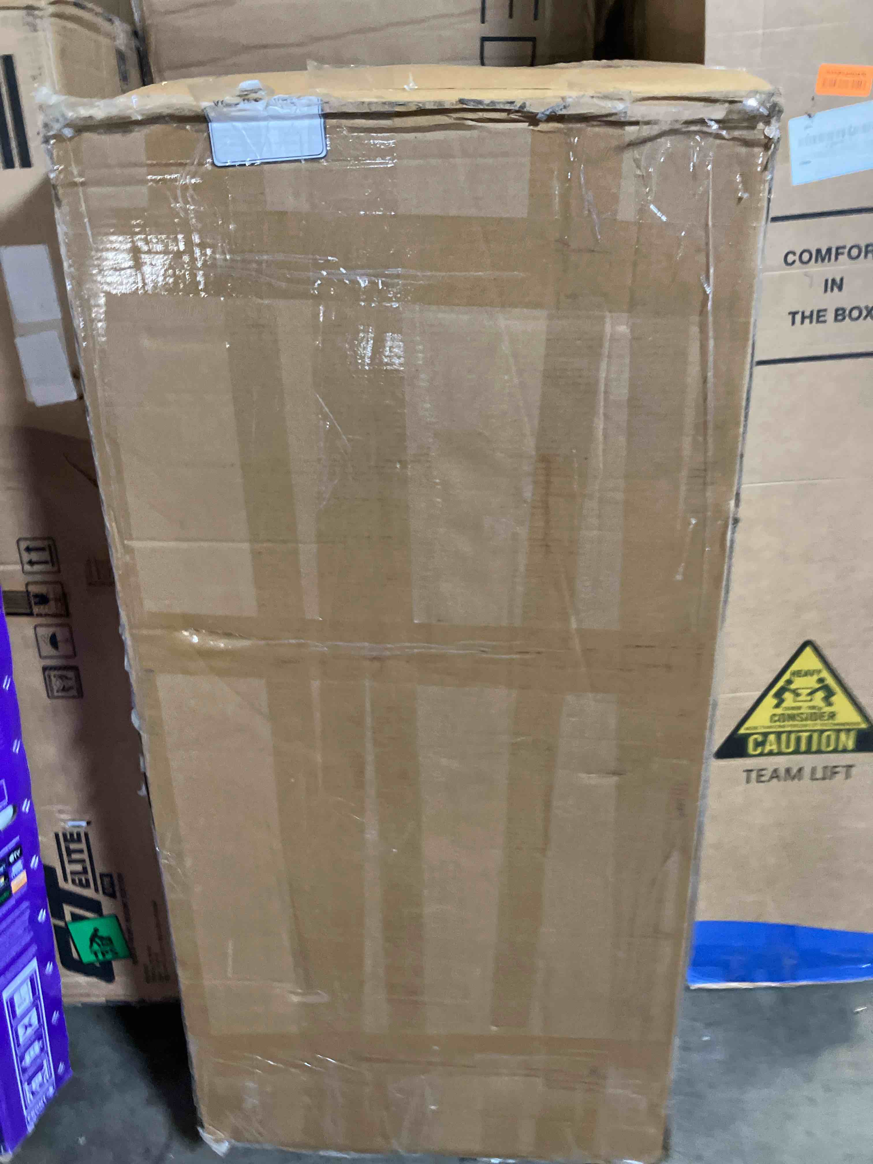 https://s3.amazonaws.com/lotting-images-prod/phillipi/BRN1922424_1754576469208.jpeg