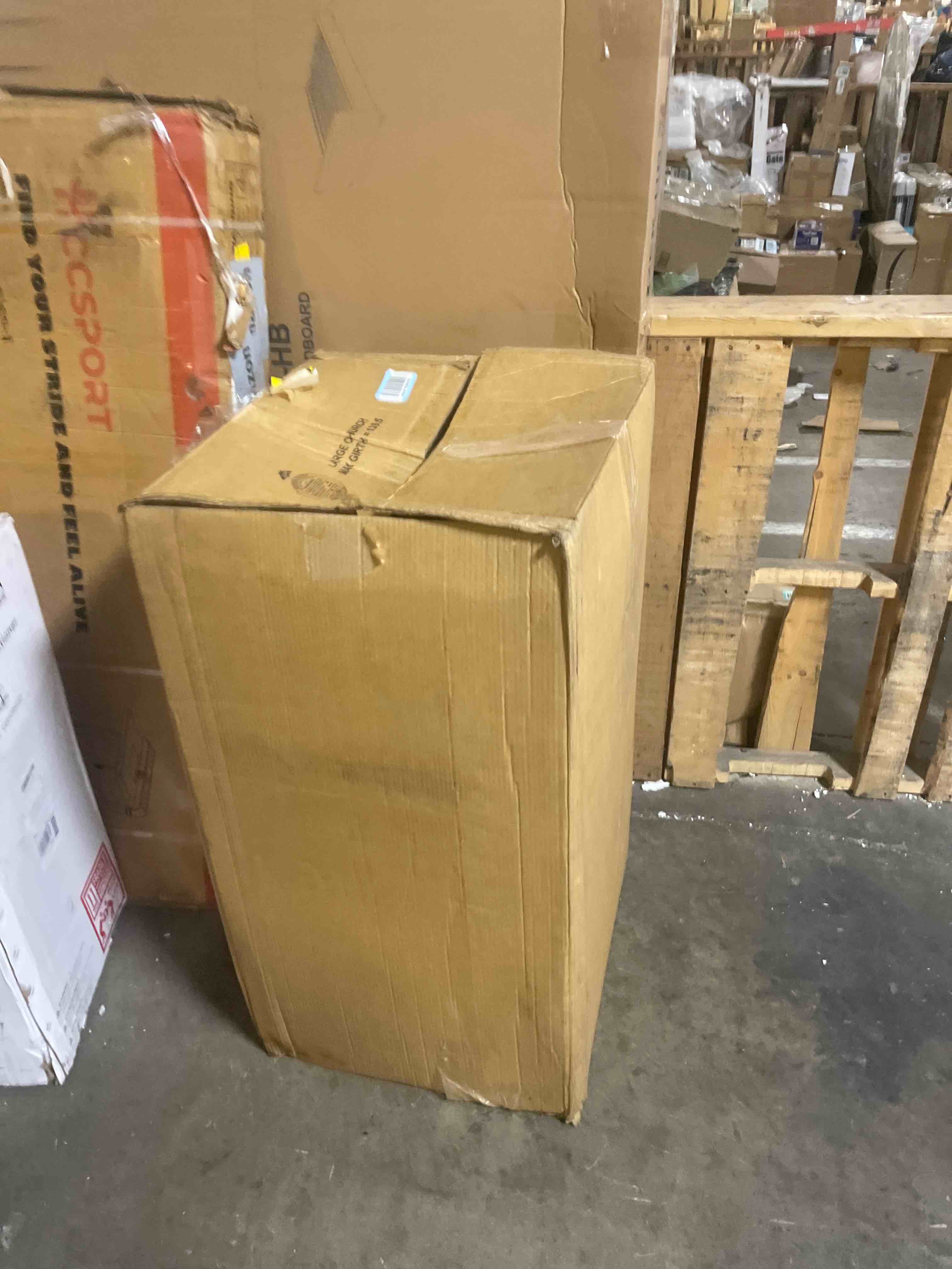 https://s3.amazonaws.com/lotting-images-prod/phillipi/BRN1922519_1754589741623.jpeg