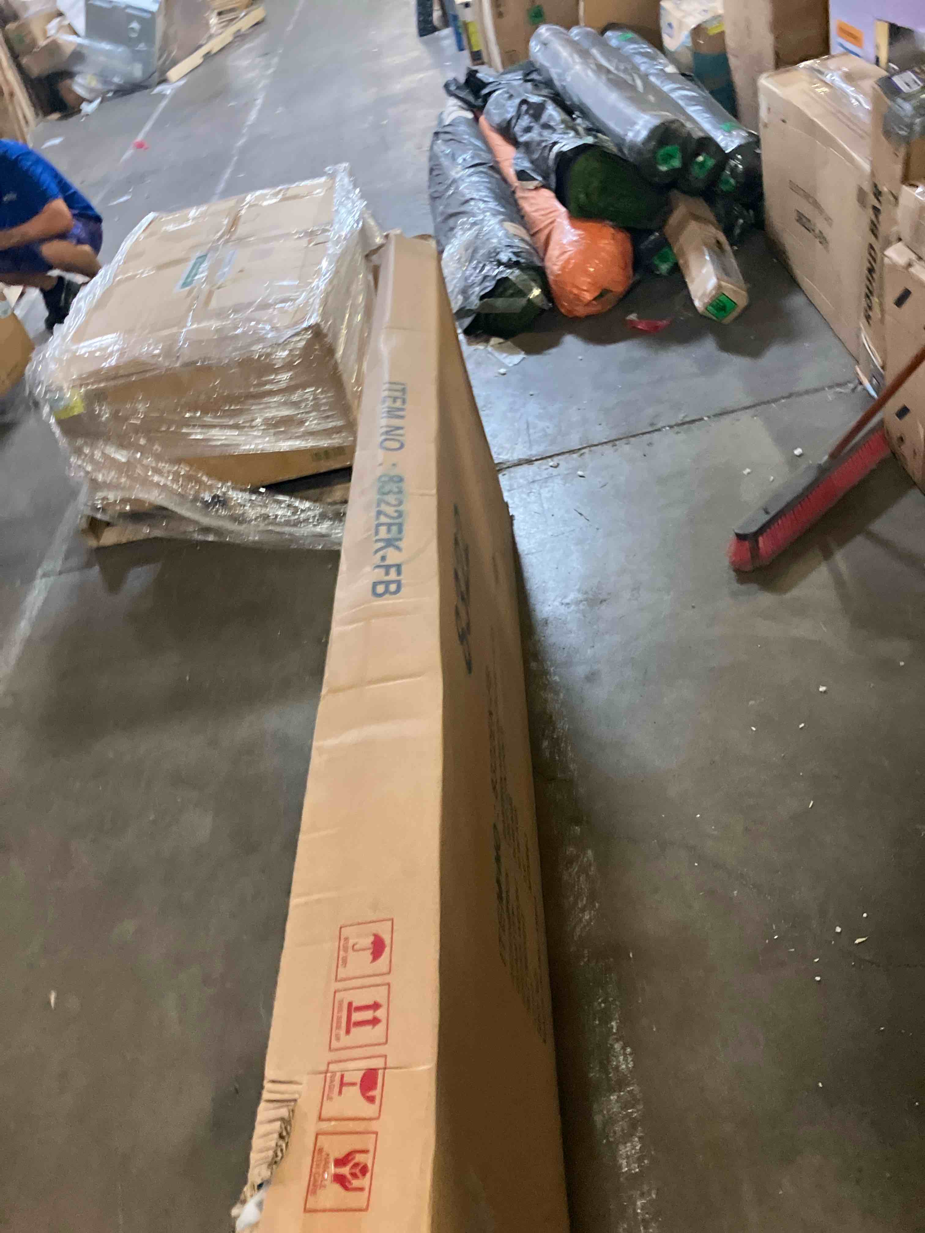 https://s3.amazonaws.com/lotting-images-prod/phillipi/BRN1922535_1754586770555.jpeg
