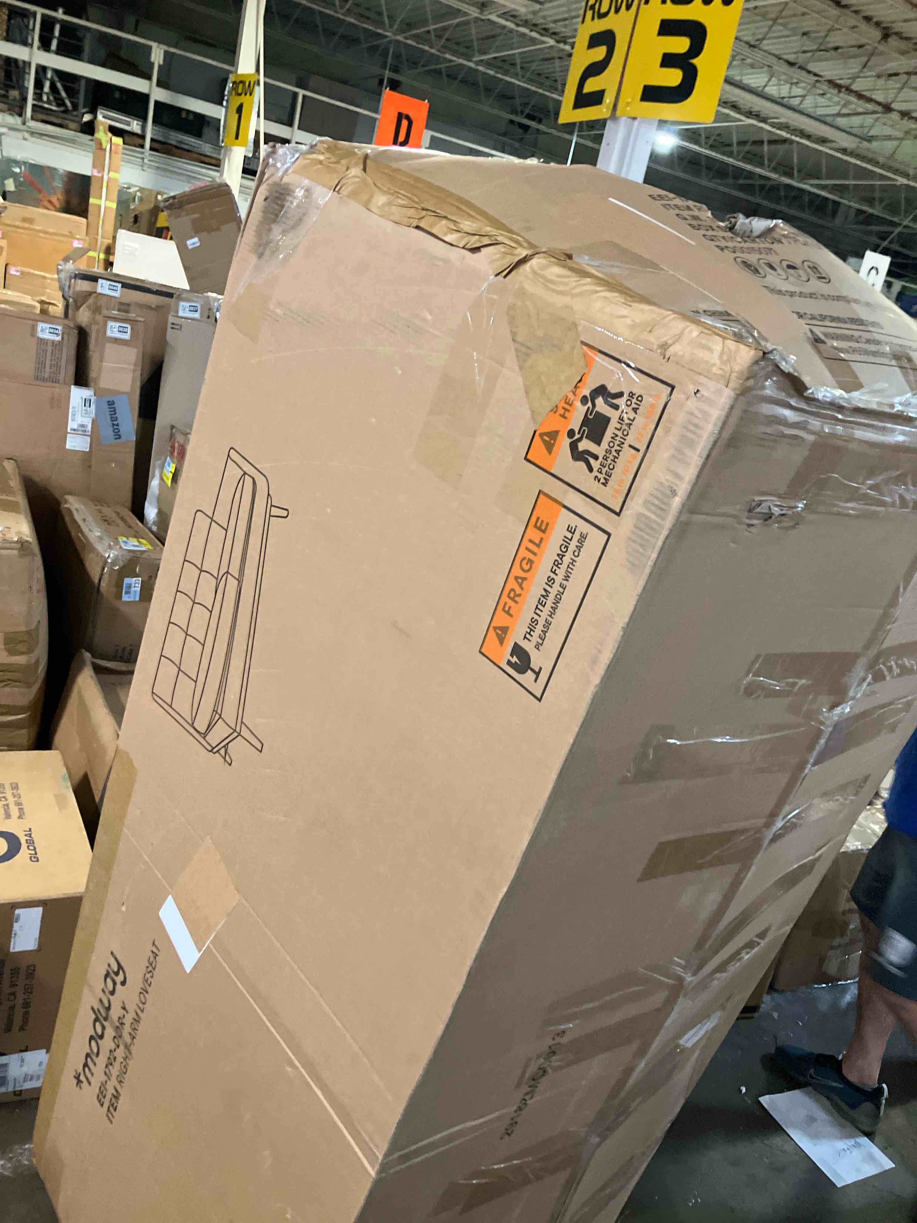 https://s3.amazonaws.com/lotting-images-prod/phillipi/BRN1922655_1754662374926.jpeg