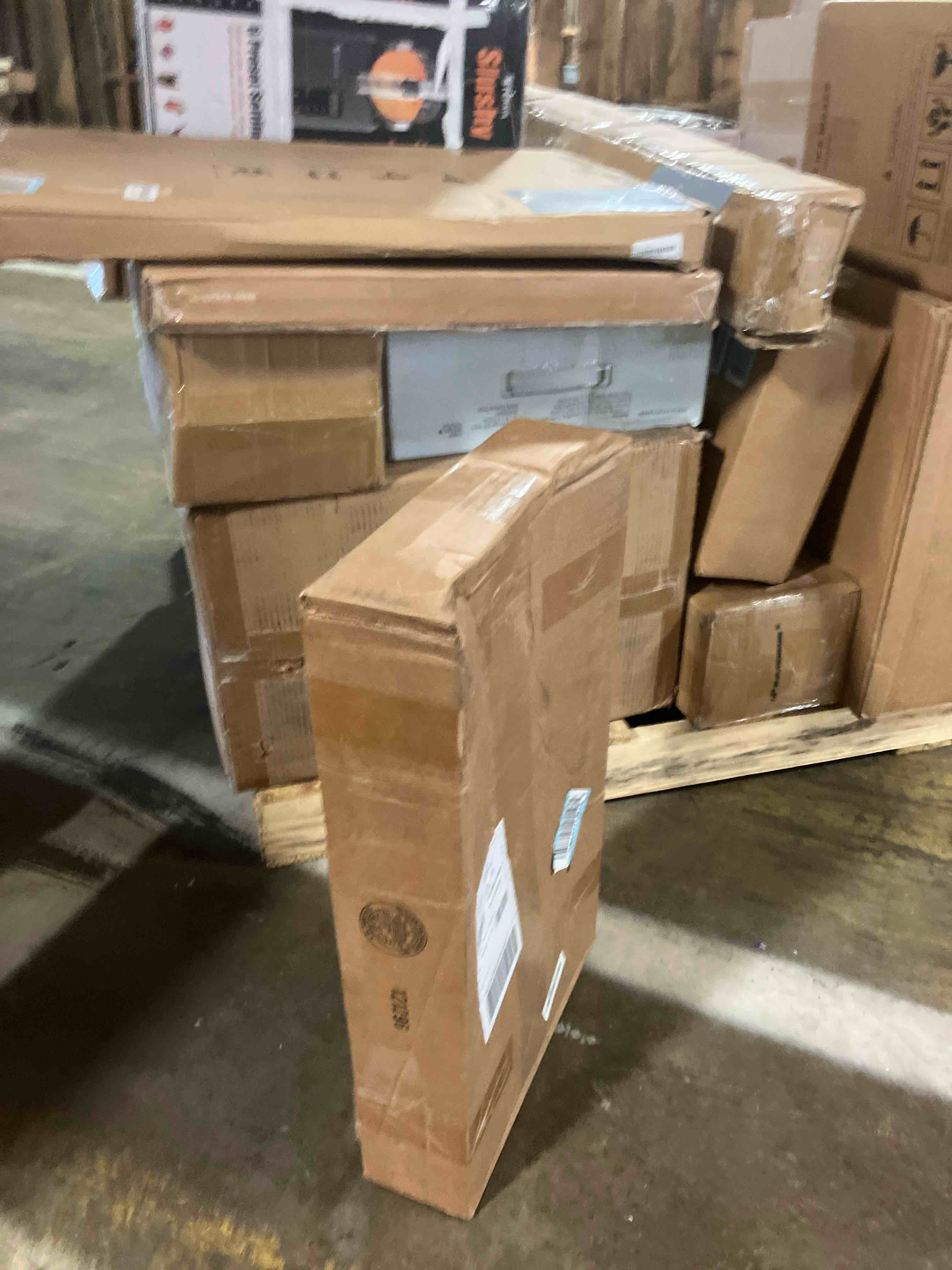 https://s3.amazonaws.com/lotting-images-prod/phillipi/BRN1922866_1755015519586.jpeg