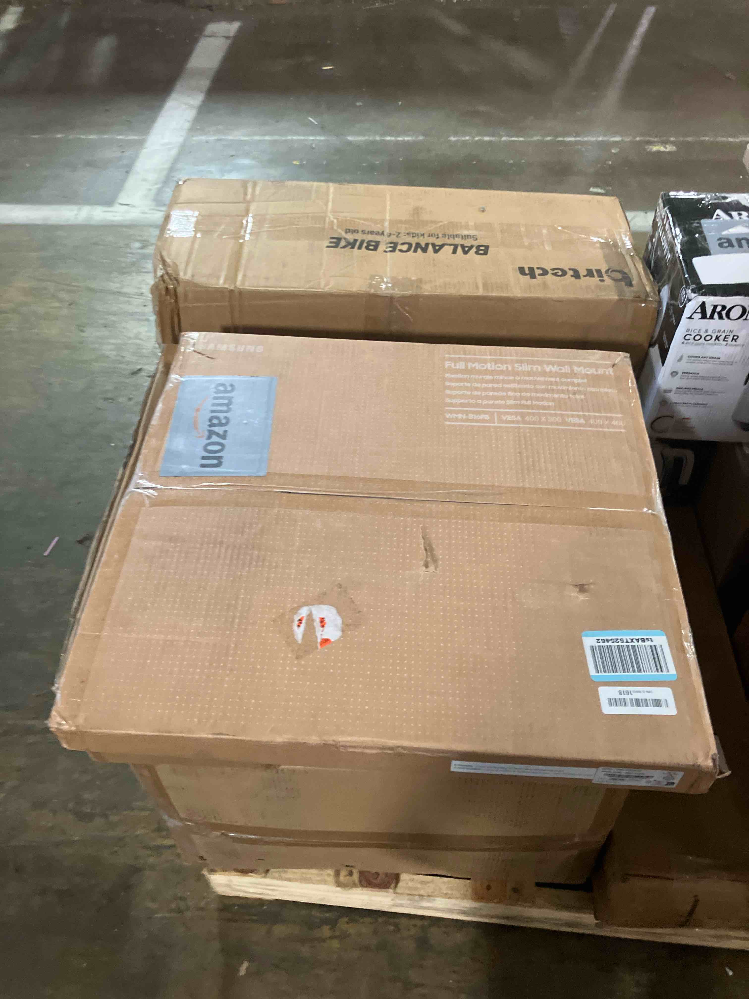 https://s3.amazonaws.com/lotting-images-prod/phillipi/BRN1922880_1755019107088.jpeg