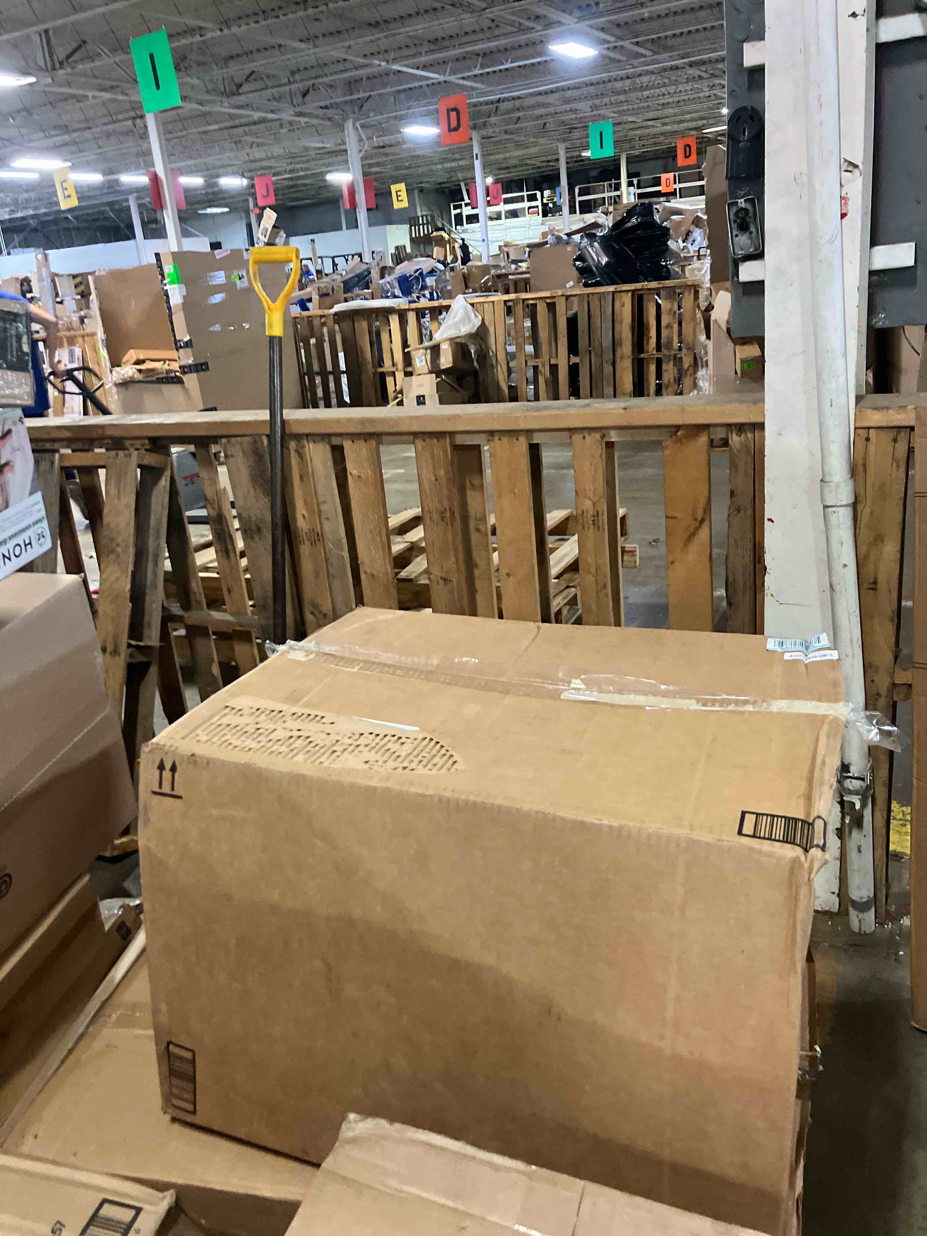 https://s3.amazonaws.com/lotting-images-prod/phillipi/BRN1922914_1755024895962.jpeg