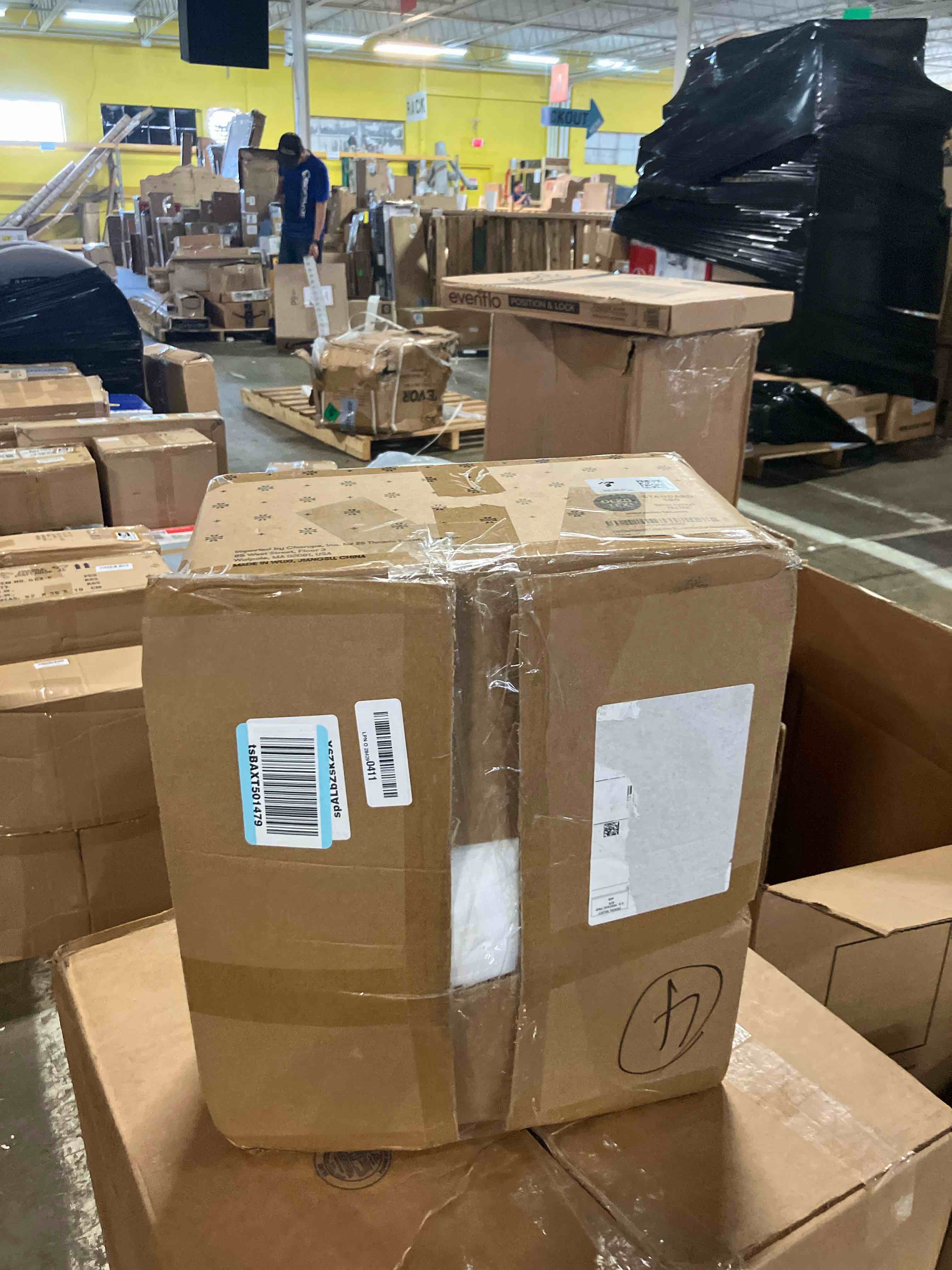 https://s3.amazonaws.com/lotting-images-prod/phillipi/BRN1922981_1755034144794.jpeg