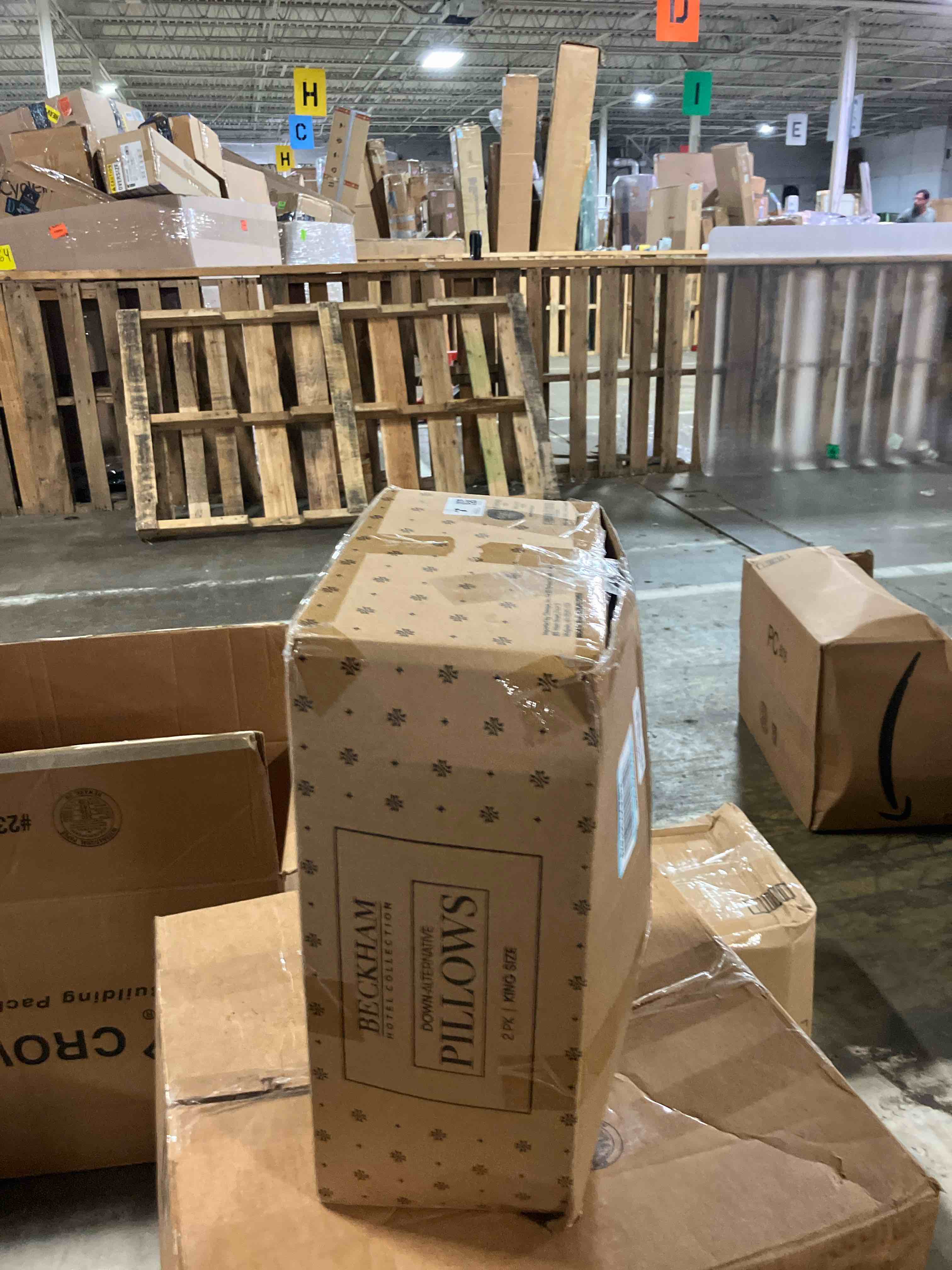 https://s3.amazonaws.com/lotting-images-prod/phillipi/BRN1922981_1755034148098.jpeg