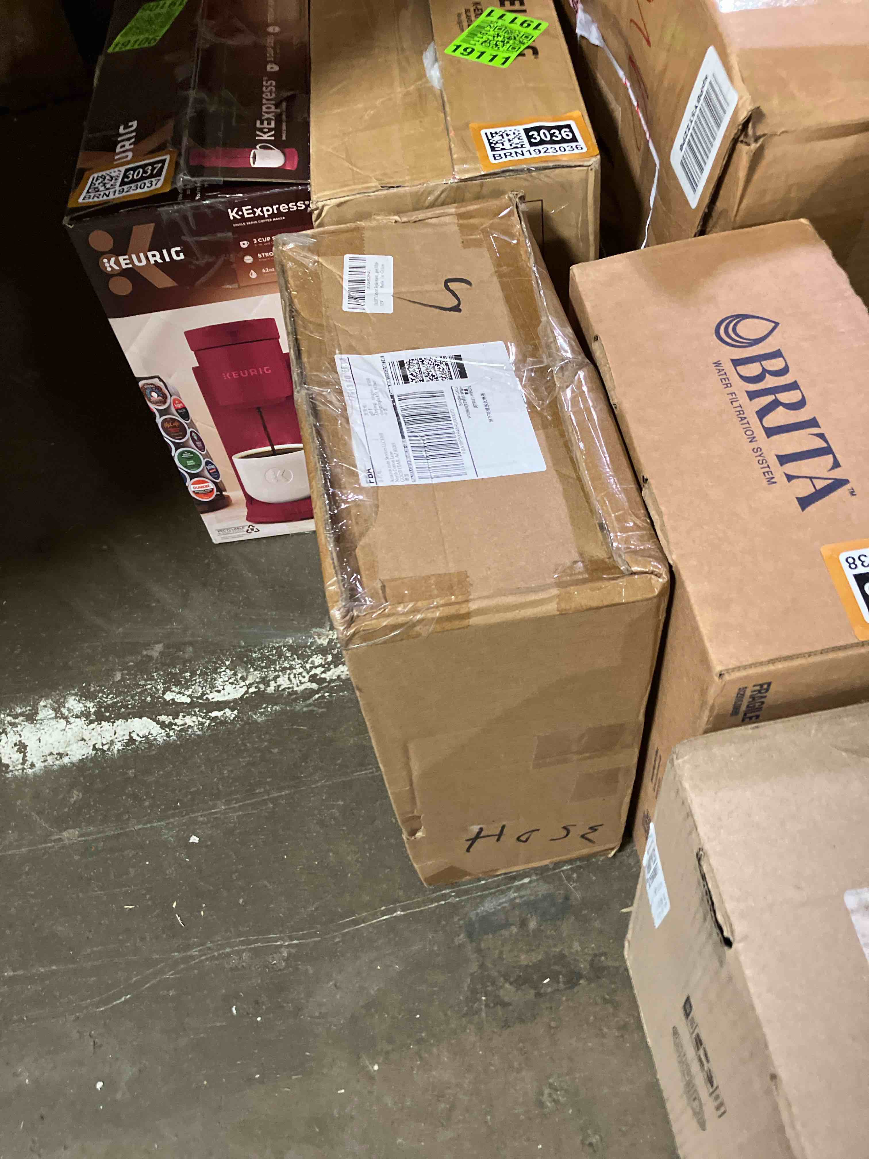 https://s3.amazonaws.com/lotting-images-prod/phillipi/BRN1923040_1755188050356.jpeg