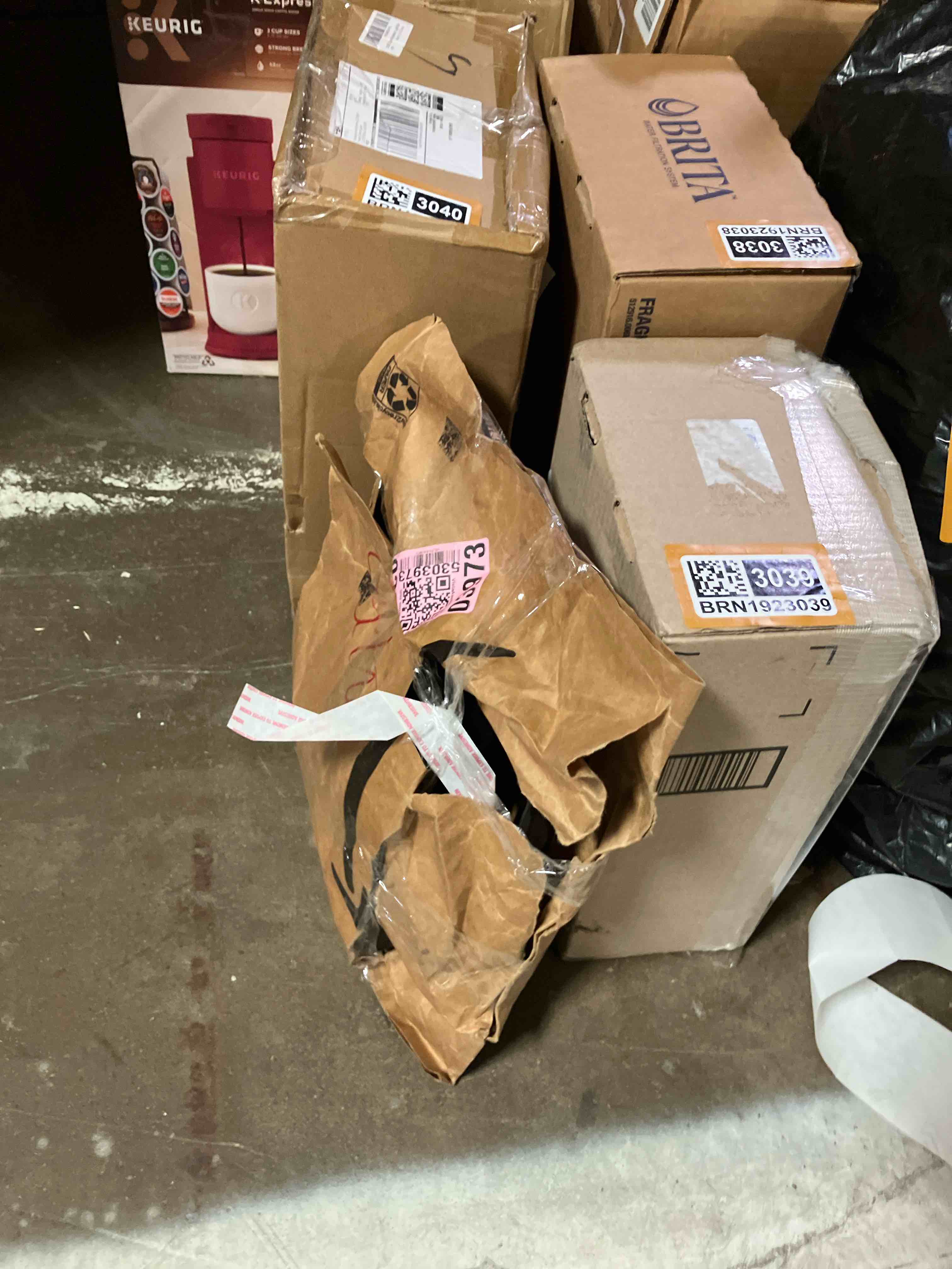 https://s3.amazonaws.com/lotting-images-prod/phillipi/BRN1923041_1755188275302.jpeg