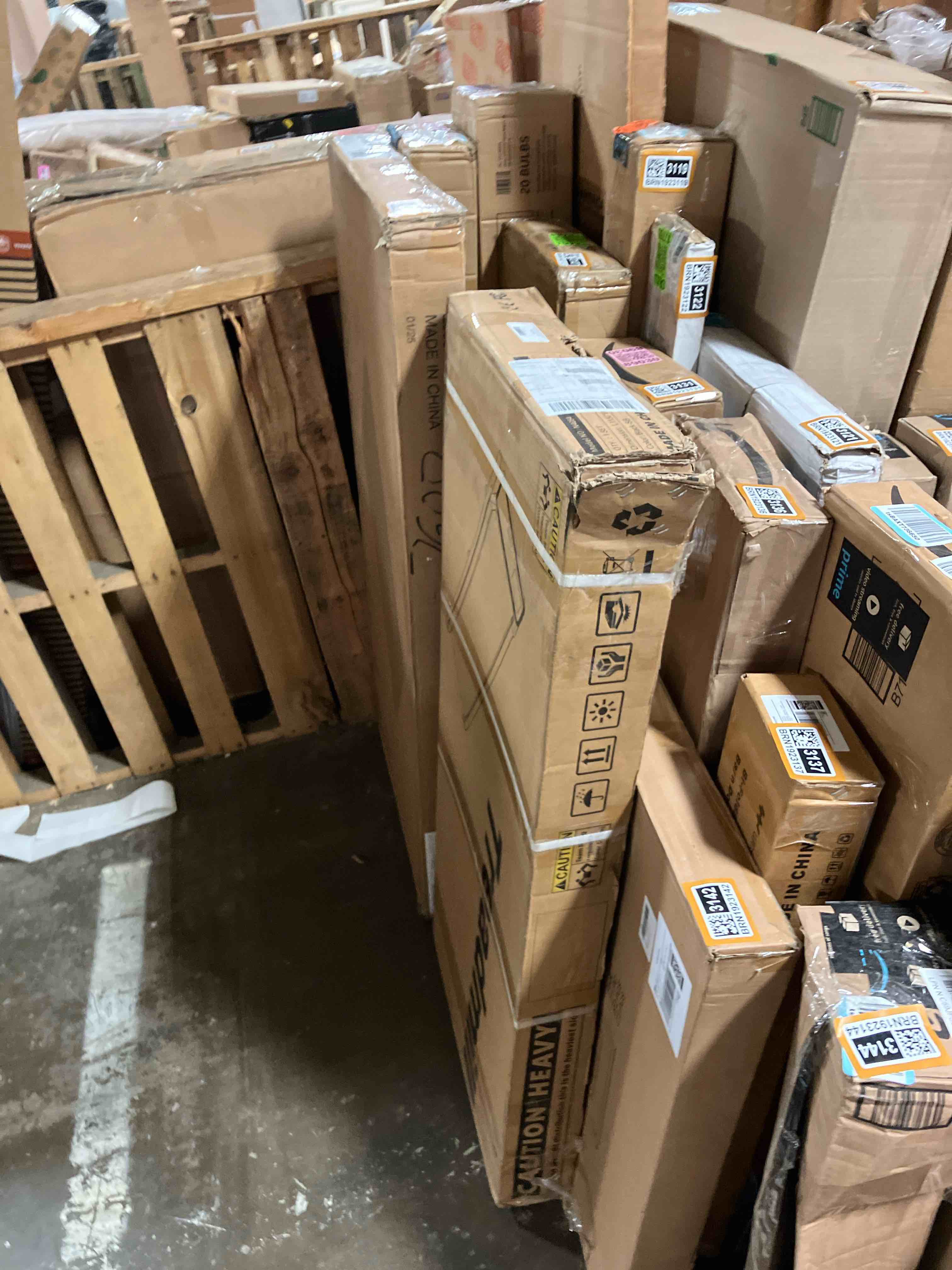 https://s3.amazonaws.com/lotting-images-prod/phillipi/BRN1923145_1755264306083.jpeg