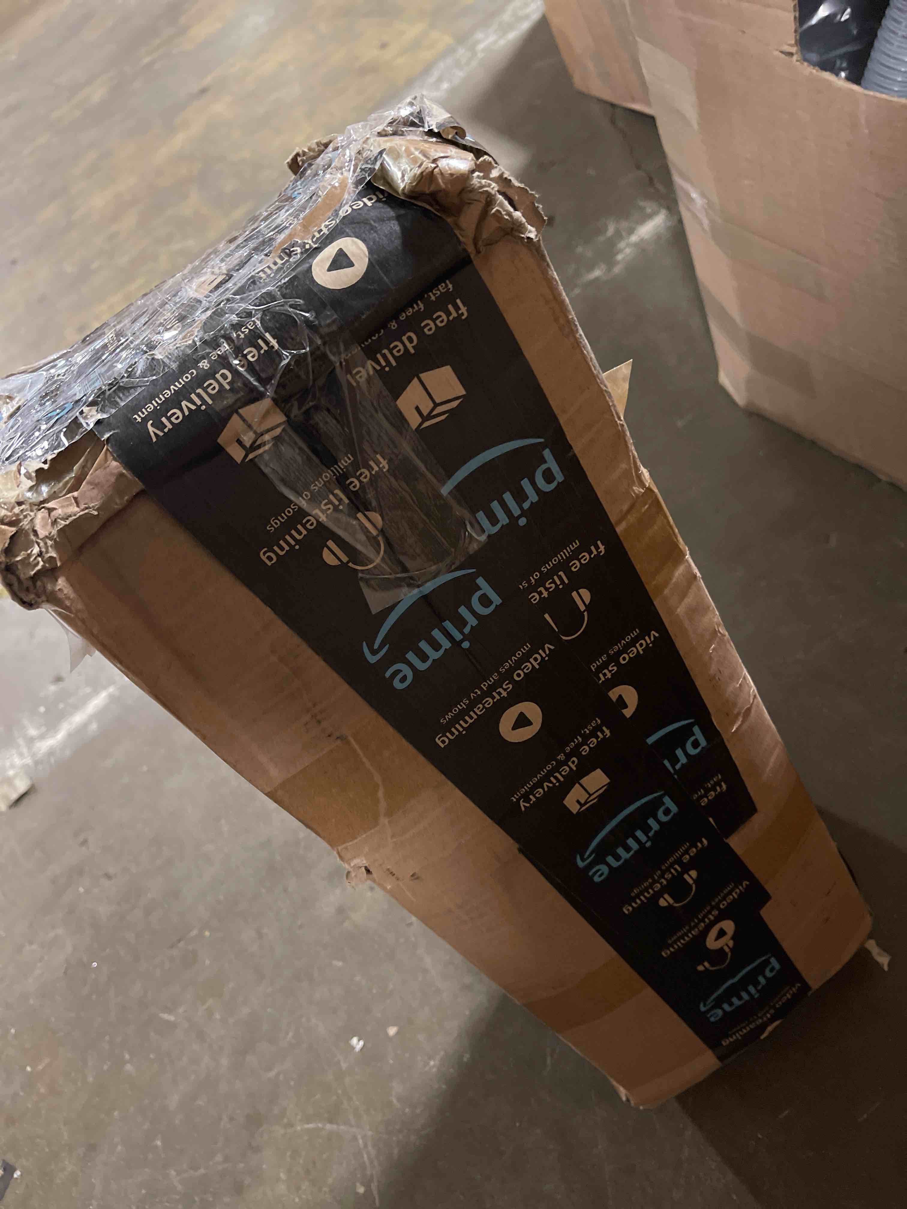 https://s3.amazonaws.com/lotting-images-prod/phillipi/BRN1923223_1755194662777.jpeg