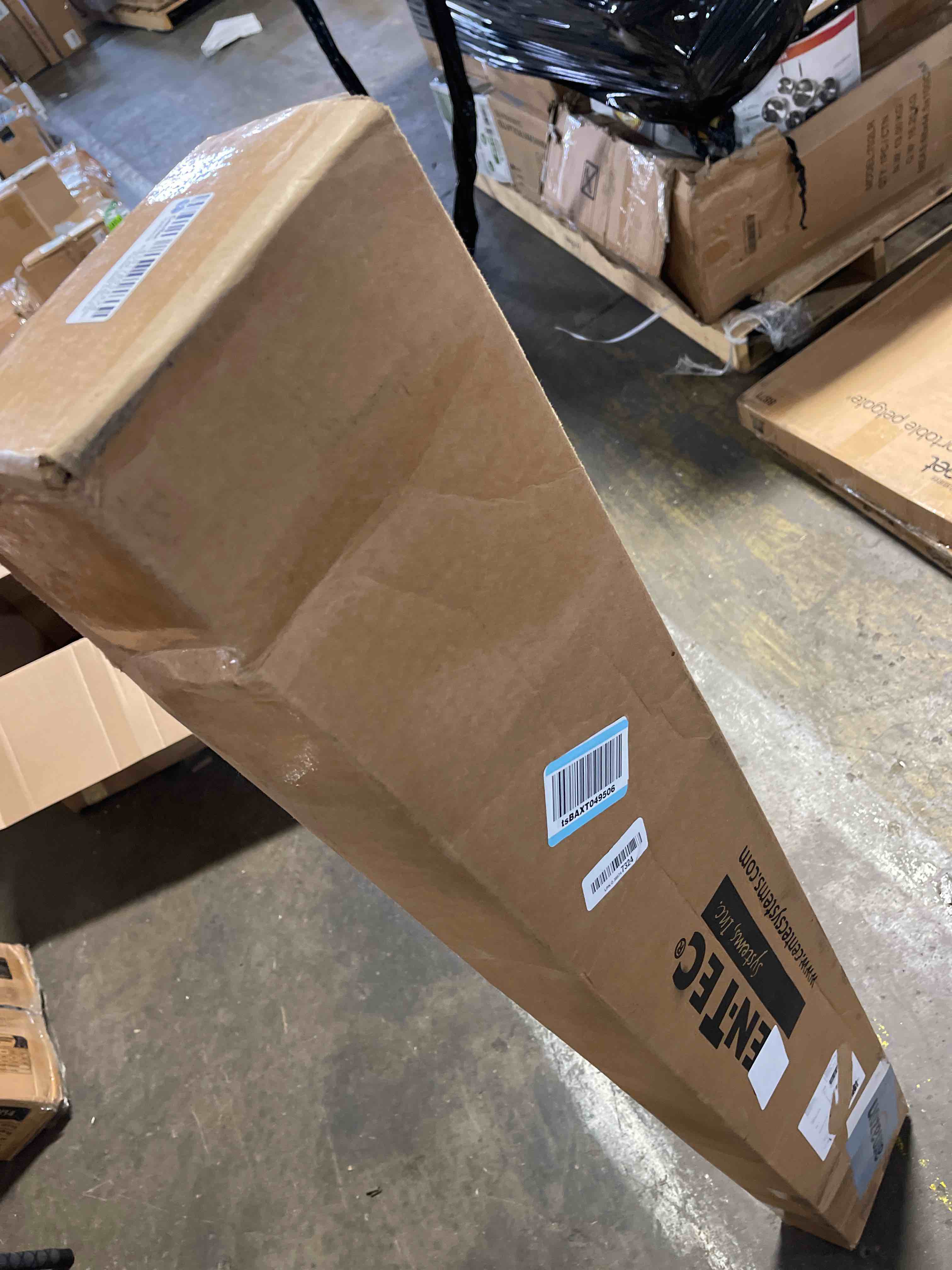 https://s3.amazonaws.com/lotting-images-prod/phillipi/BRN1923248_1755283817867.jpeg