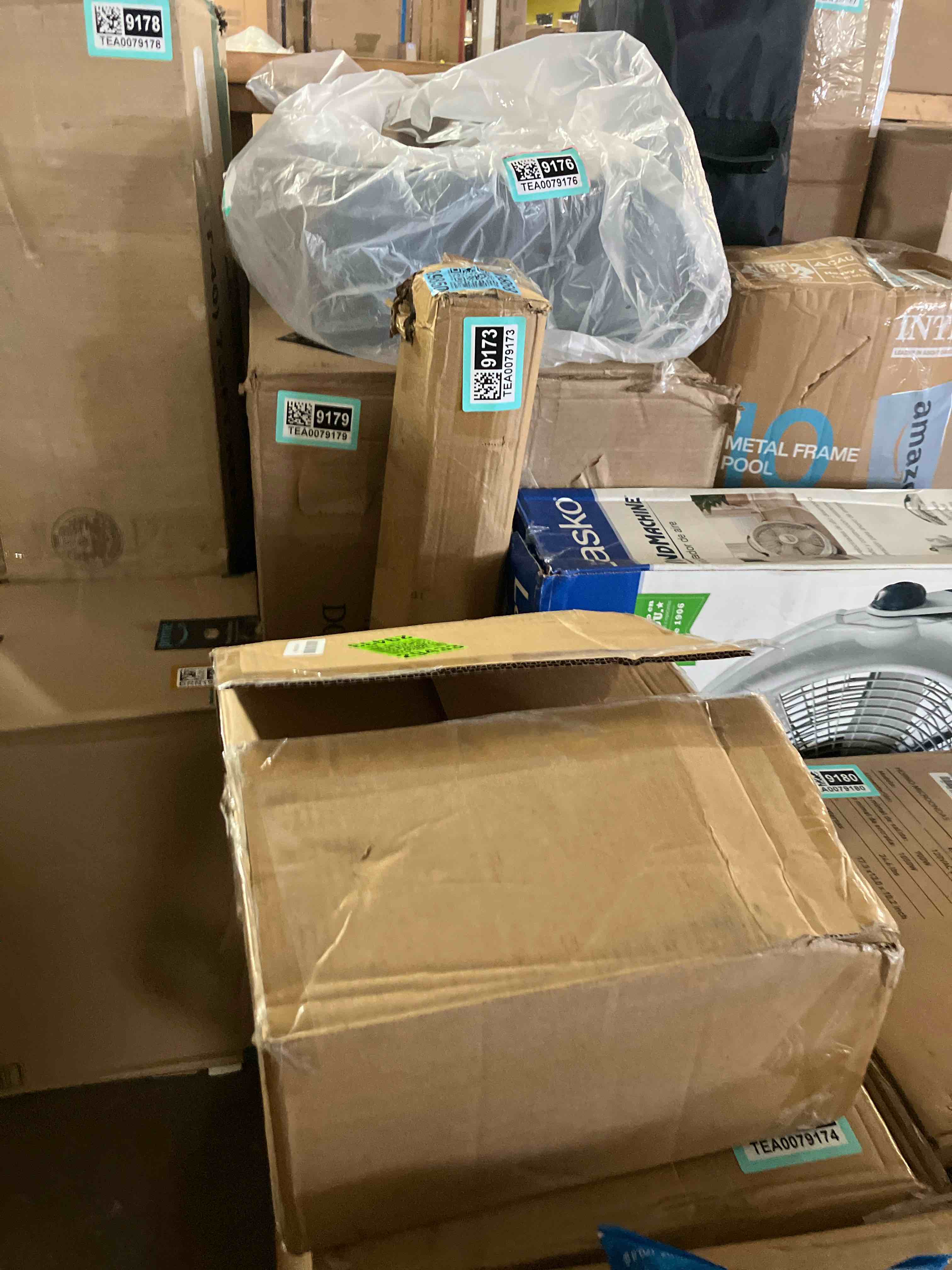 https://s3.amazonaws.com/lotting-images-prod/phillipi/BRN1923453_1755882378014.jpeg