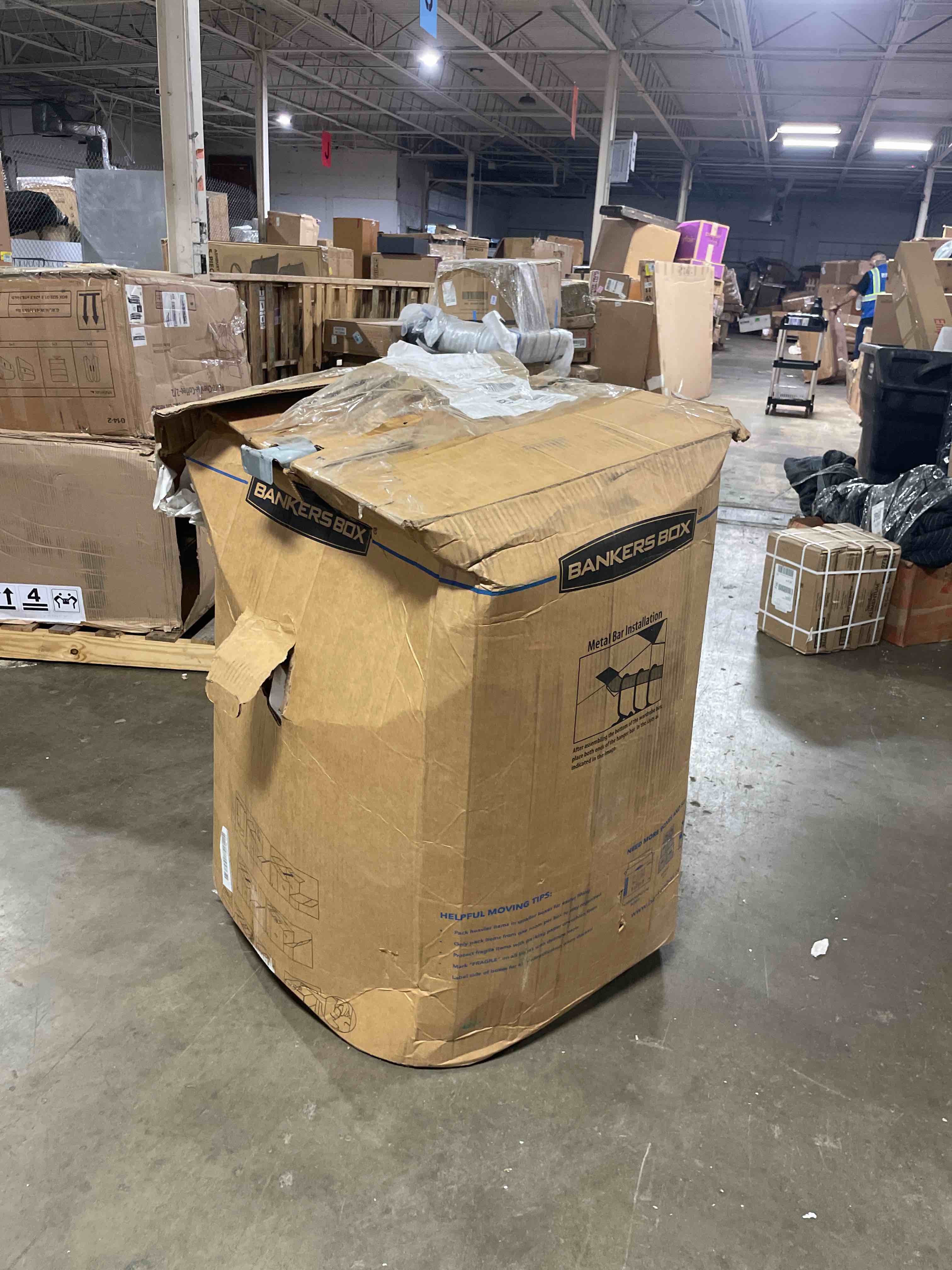https://s3.amazonaws.com/lotting-images-prod/phillipi/BRN1923790_1758567447408.jpeg