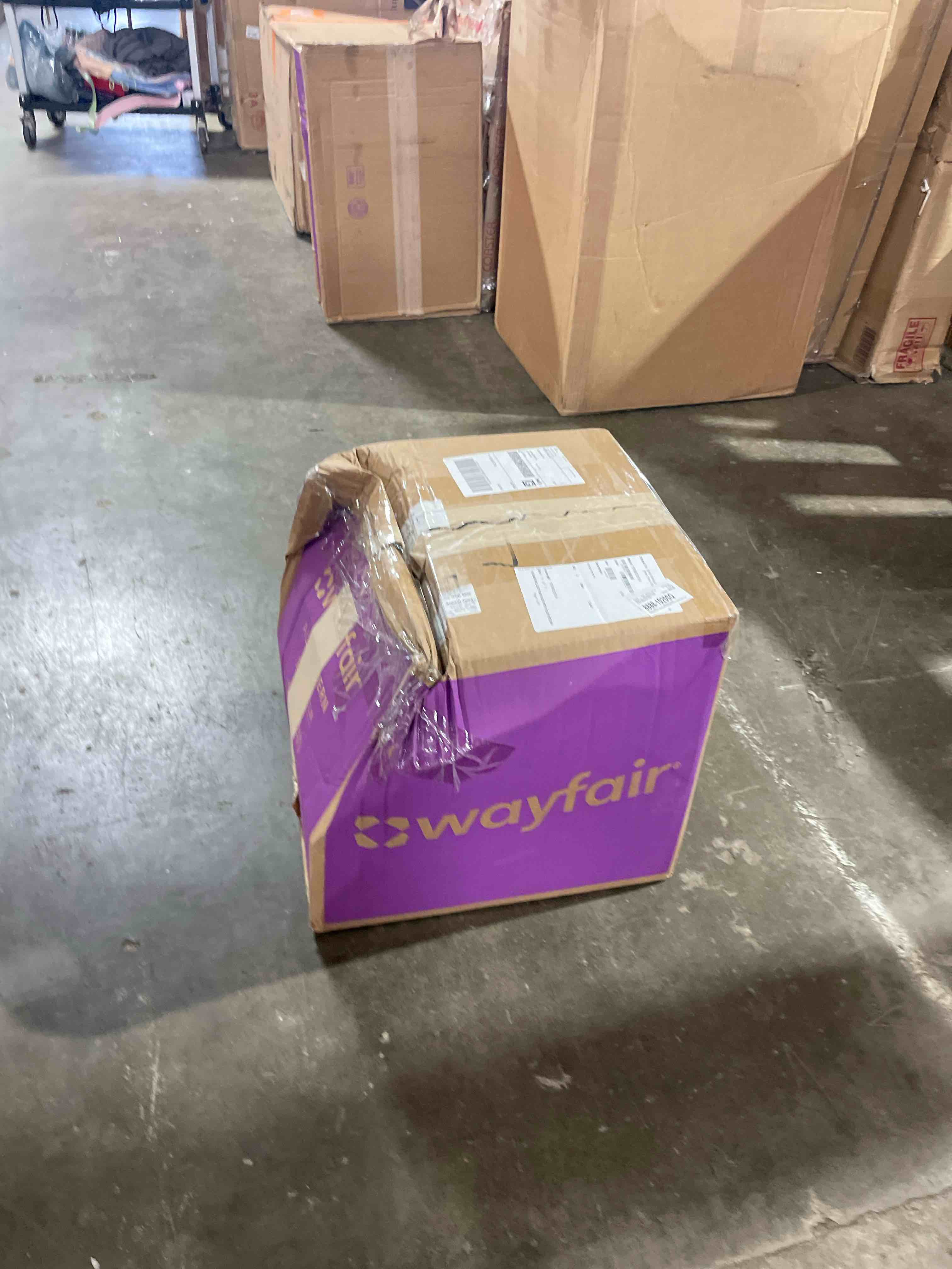 https://s3.amazonaws.com/lotting-images-prod/phillipi/BRN1923808_1758630837159.jpeg