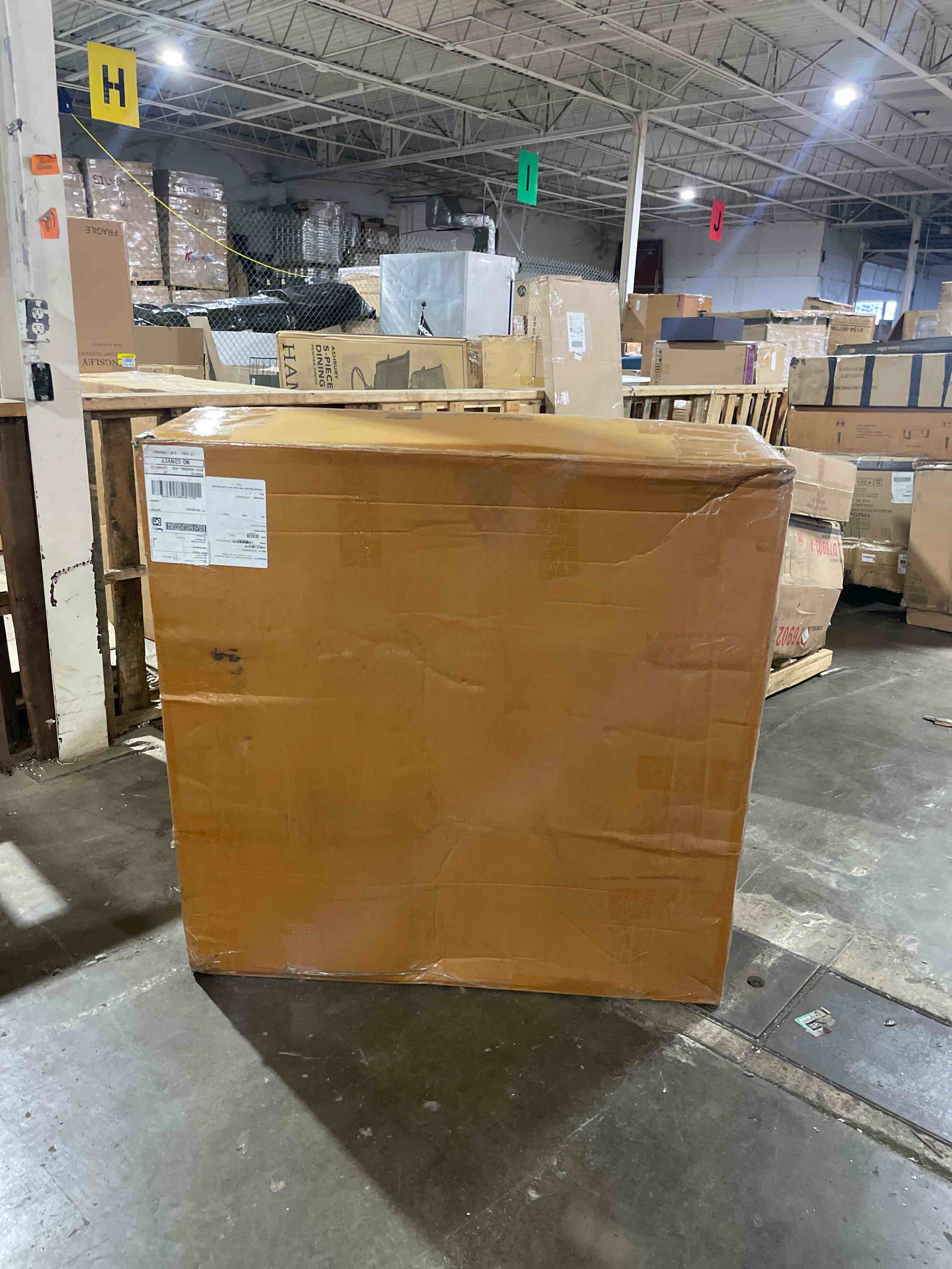 https://s3.amazonaws.com/lotting-images-prod/phillipi/BRN1923811_1758631307114.jpeg