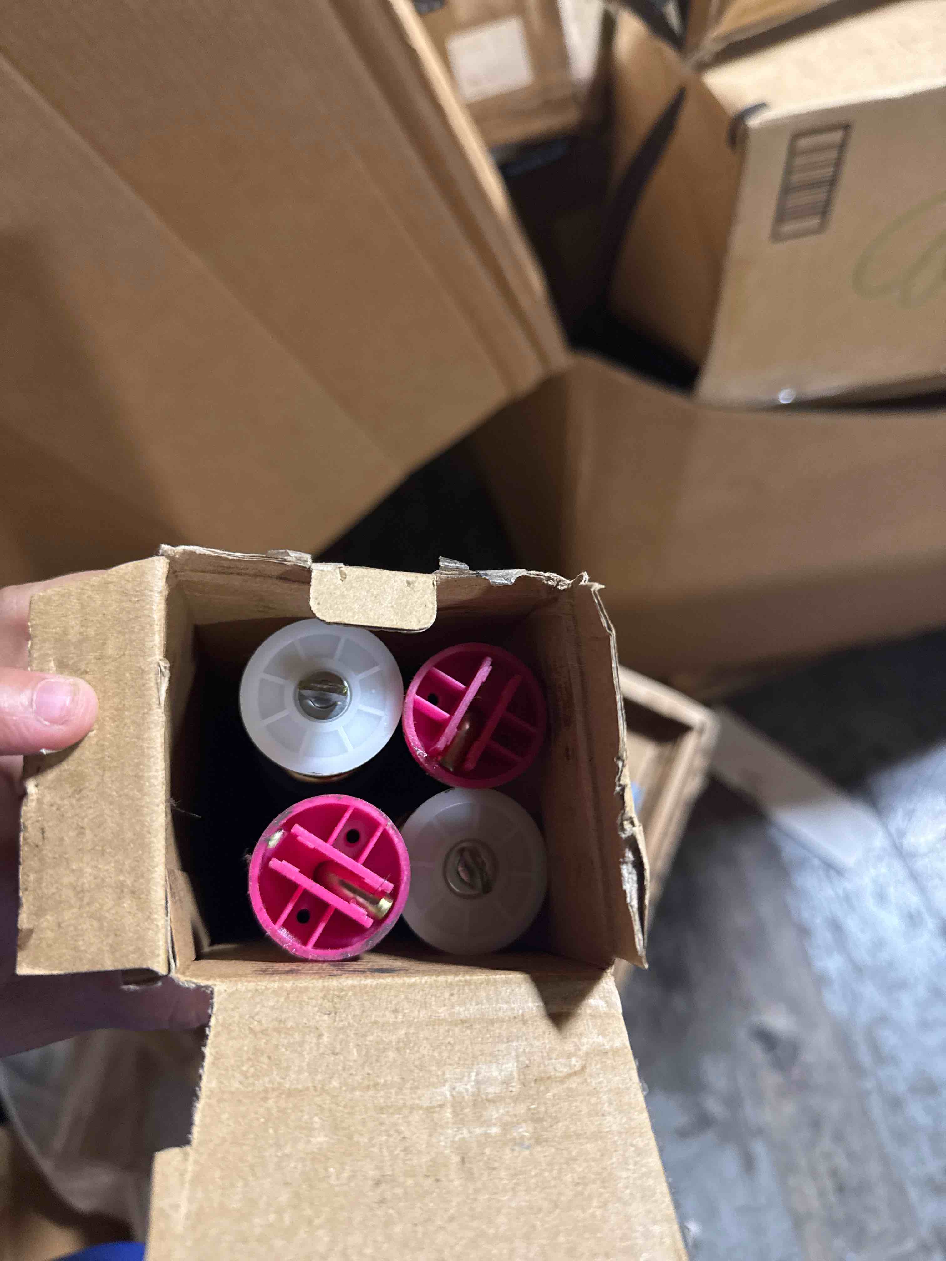 https://s3.amazonaws.com/lotting-images-prod/phillipi/BRN1924064_1752774787343.jpeg