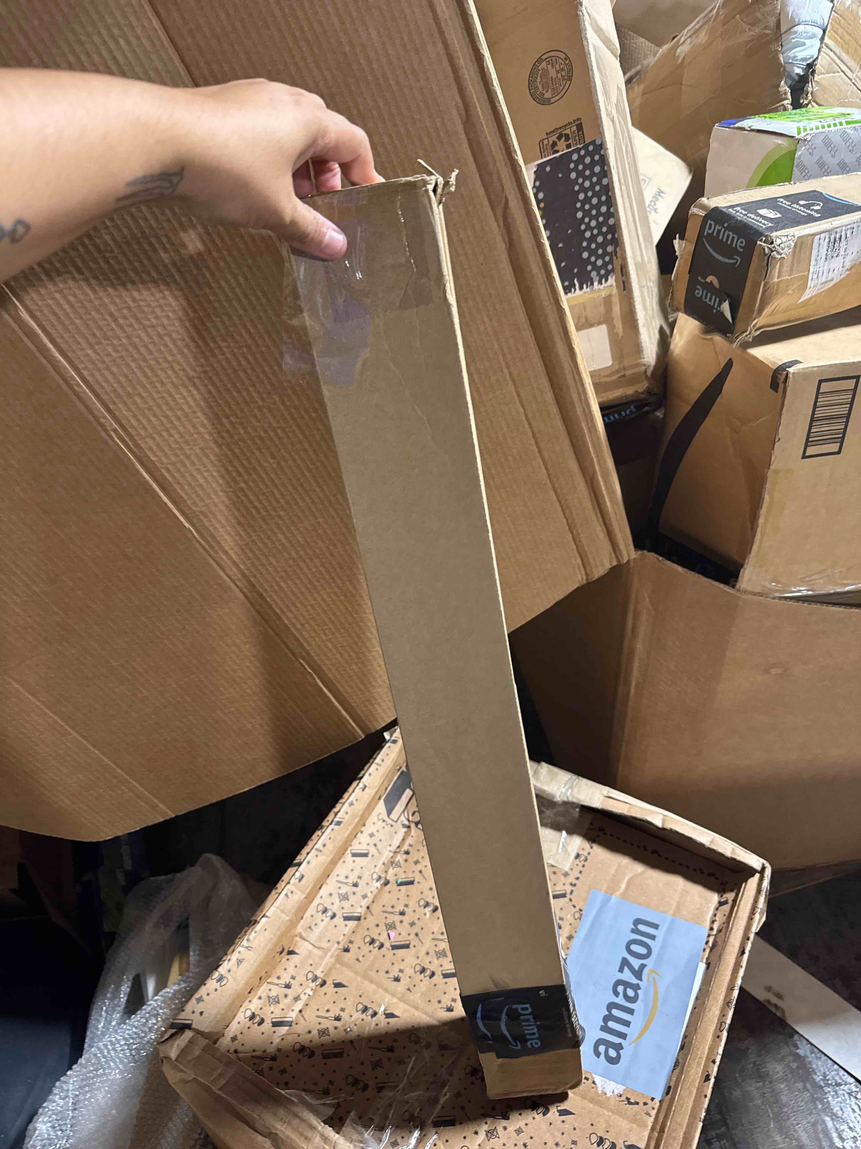 https://s3.amazonaws.com/lotting-images-prod/phillipi/BRN1924064_1752774798510.jpeg