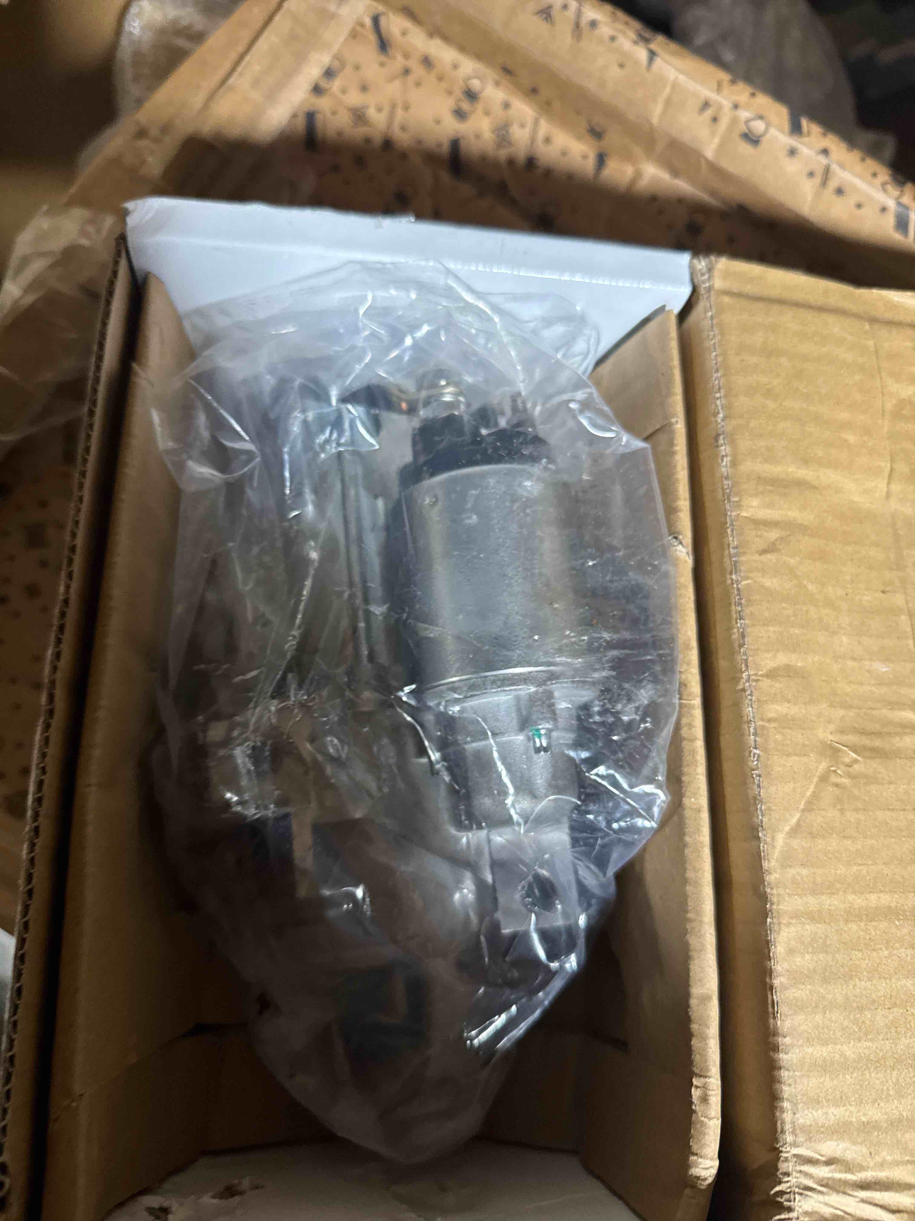 https://s3.amazonaws.com/lotting-images-prod/phillipi/BRN1924072_1752775802839.jpeg