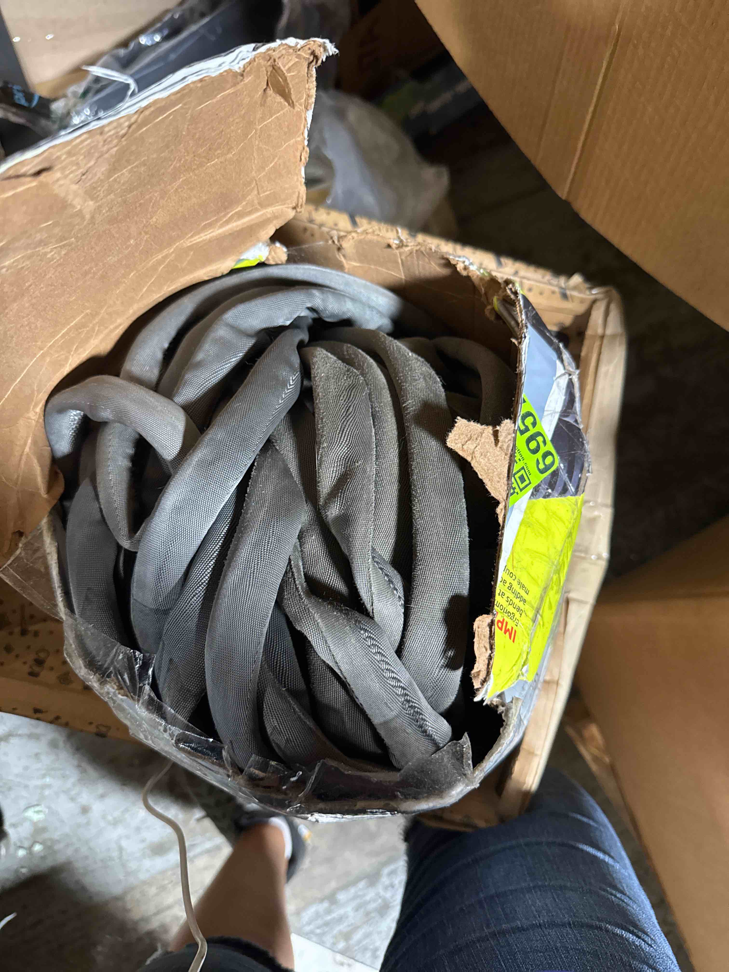 https://s3.amazonaws.com/lotting-images-prod/phillipi/BRN1924073_1752776018978.jpeg