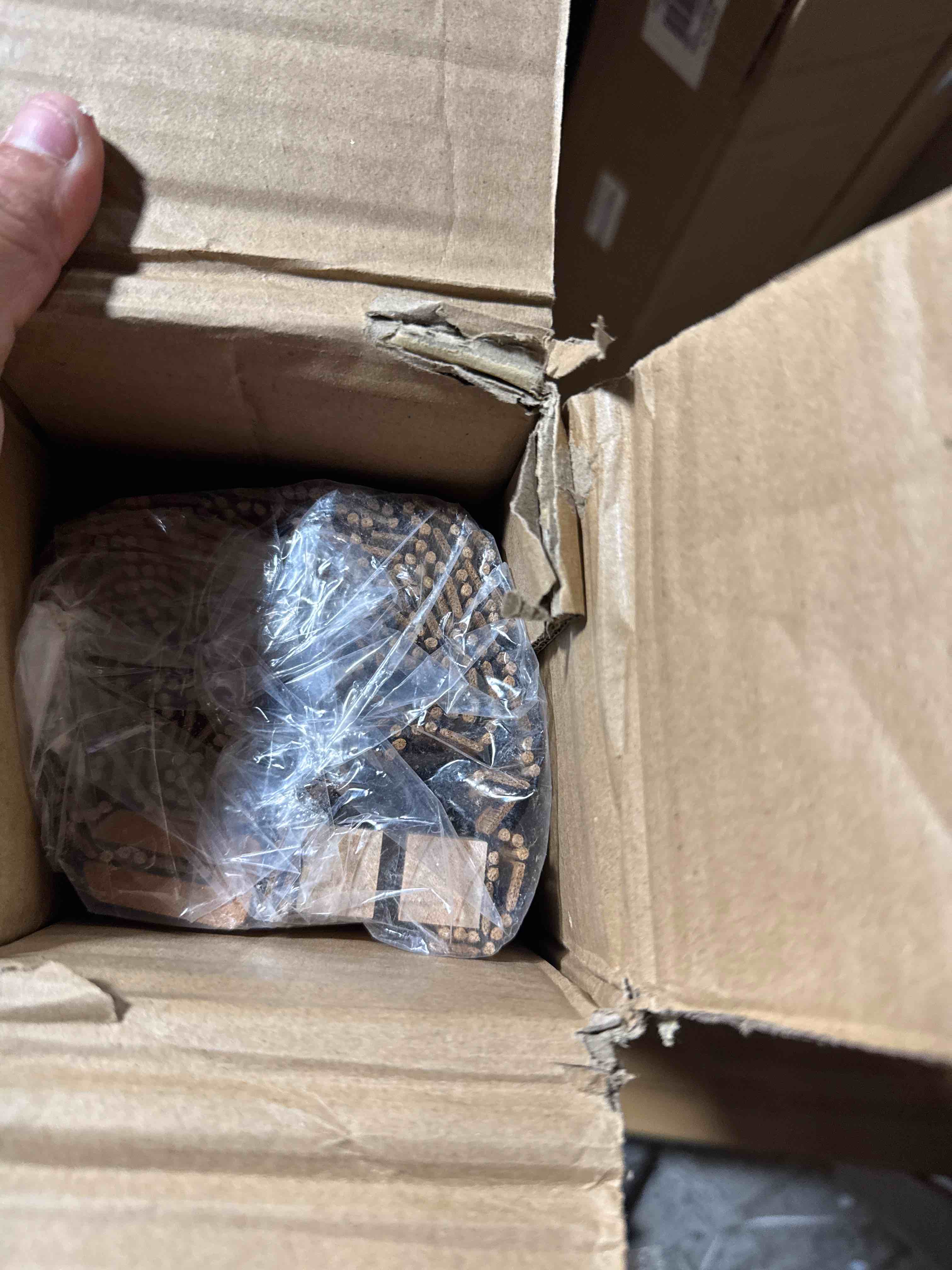 https://s3.amazonaws.com/lotting-images-prod/phillipi/BRN1924075_1752776395055.jpeg