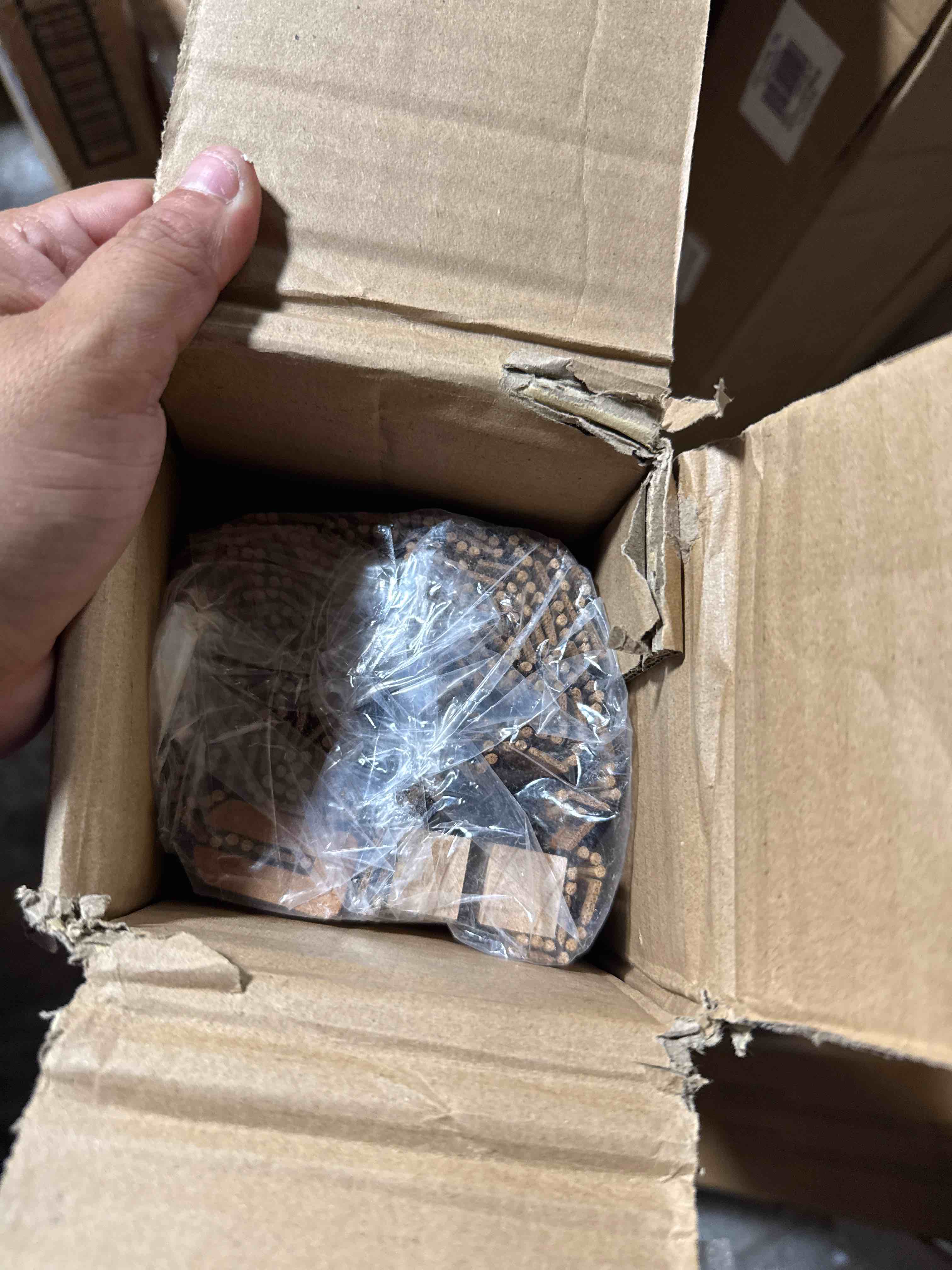 https://s3.amazonaws.com/lotting-images-prod/phillipi/BRN1924075_1752776395923.jpeg
