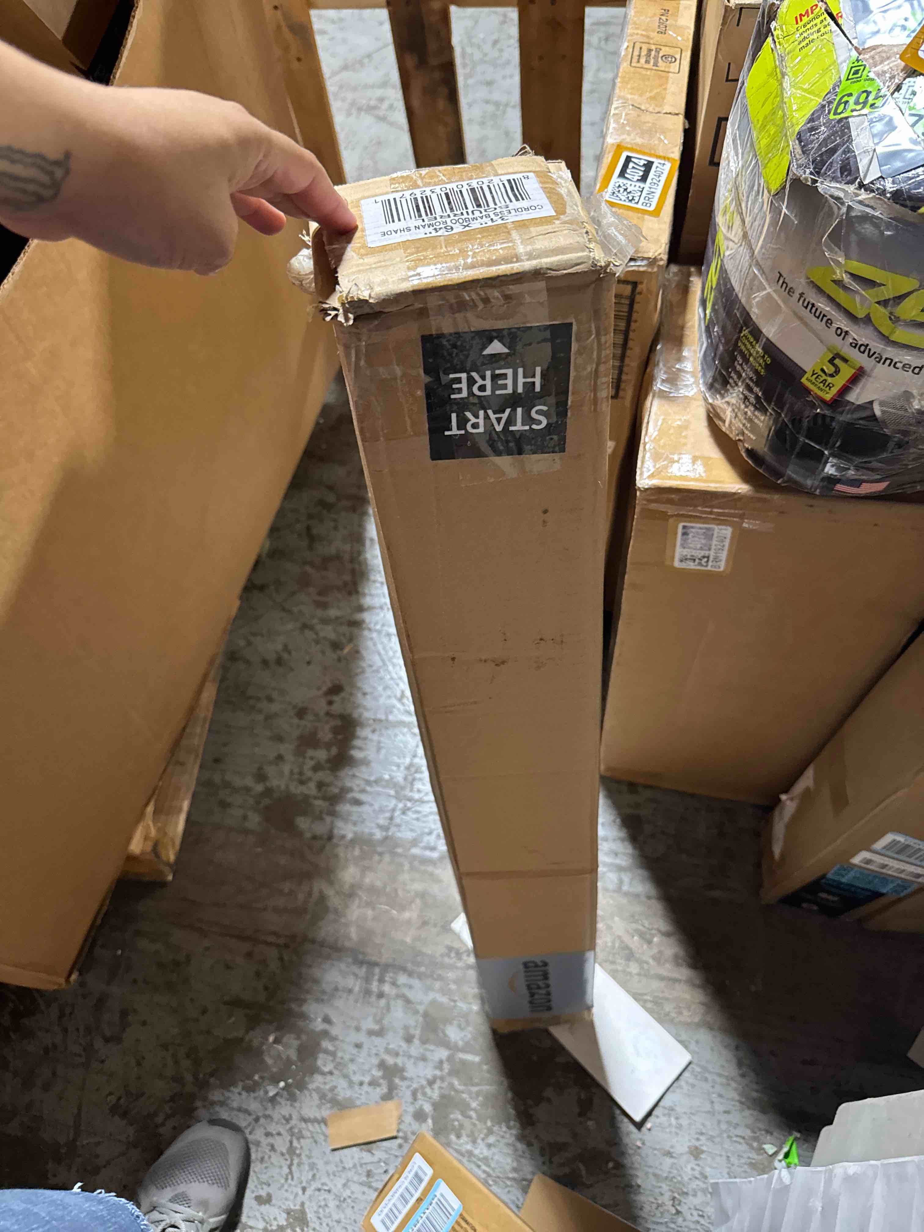 https://s3.amazonaws.com/lotting-images-prod/phillipi/BRN1924075_1752776406403.jpeg