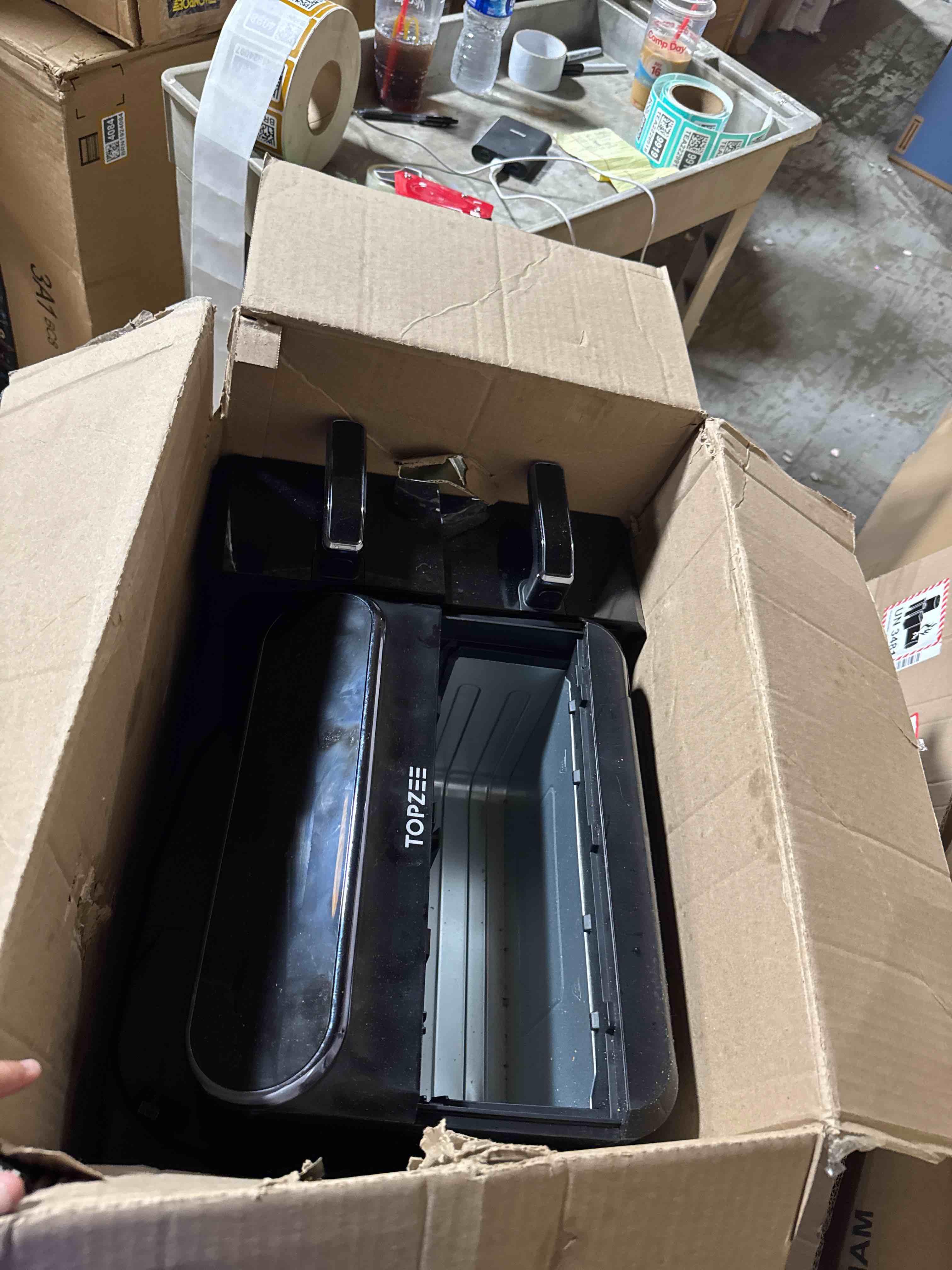 https://s3.amazonaws.com/lotting-images-prod/phillipi/BRN1924088_1752778942088.jpeg