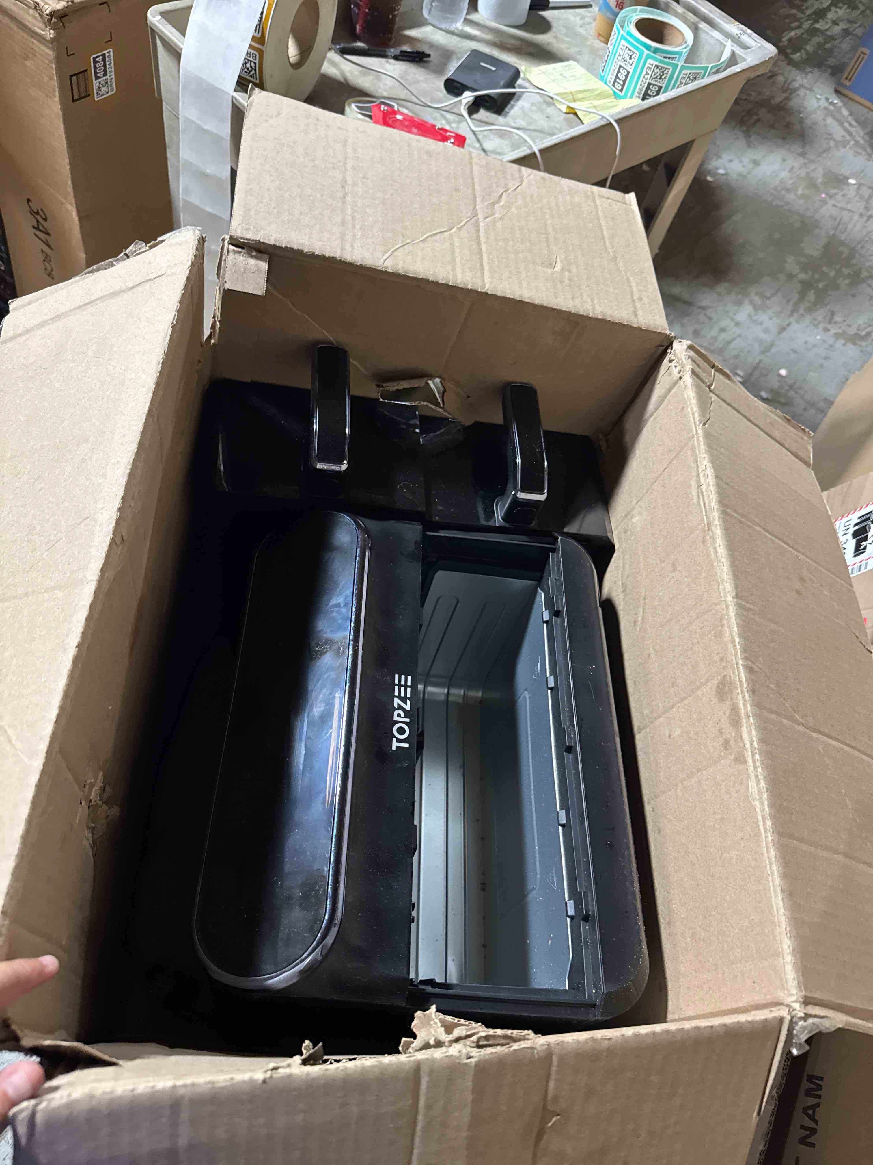 https://s3.amazonaws.com/lotting-images-prod/phillipi/BRN1924088_1752778943019.jpeg