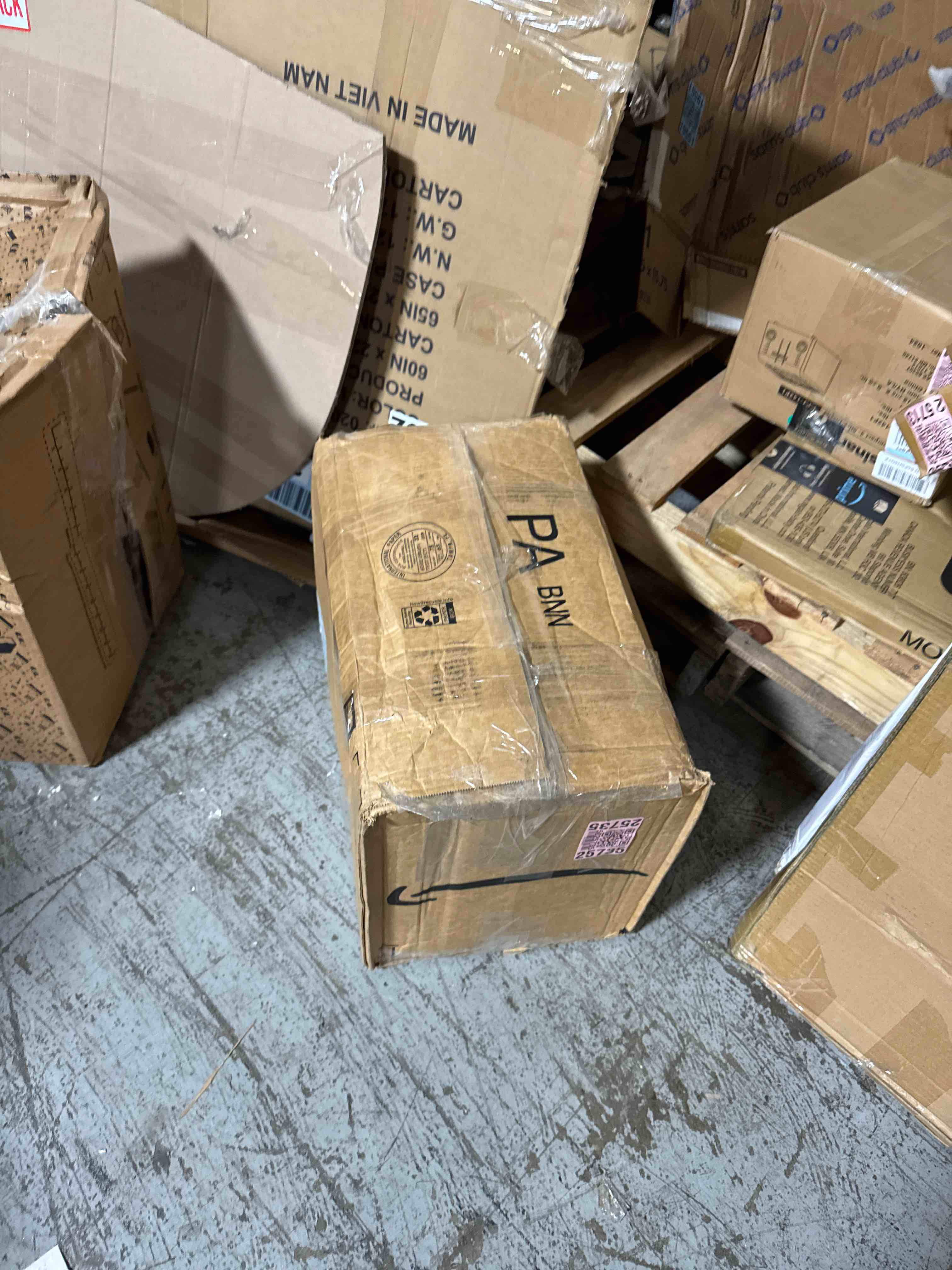 https://s3.amazonaws.com/lotting-images-prod/phillipi/BRN1924106_1752781880124.jpeg