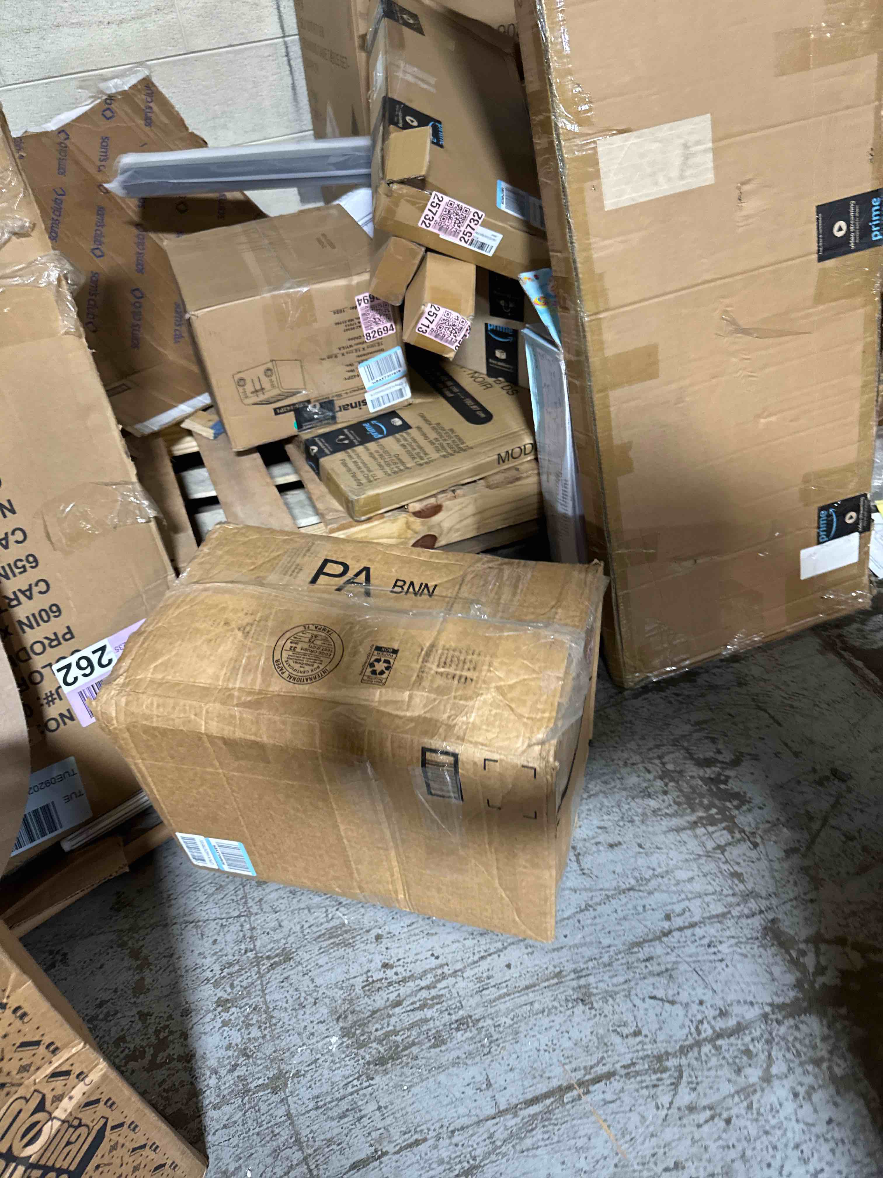 https://s3.amazonaws.com/lotting-images-prod/phillipi/BRN1924106_1752781880979.jpeg