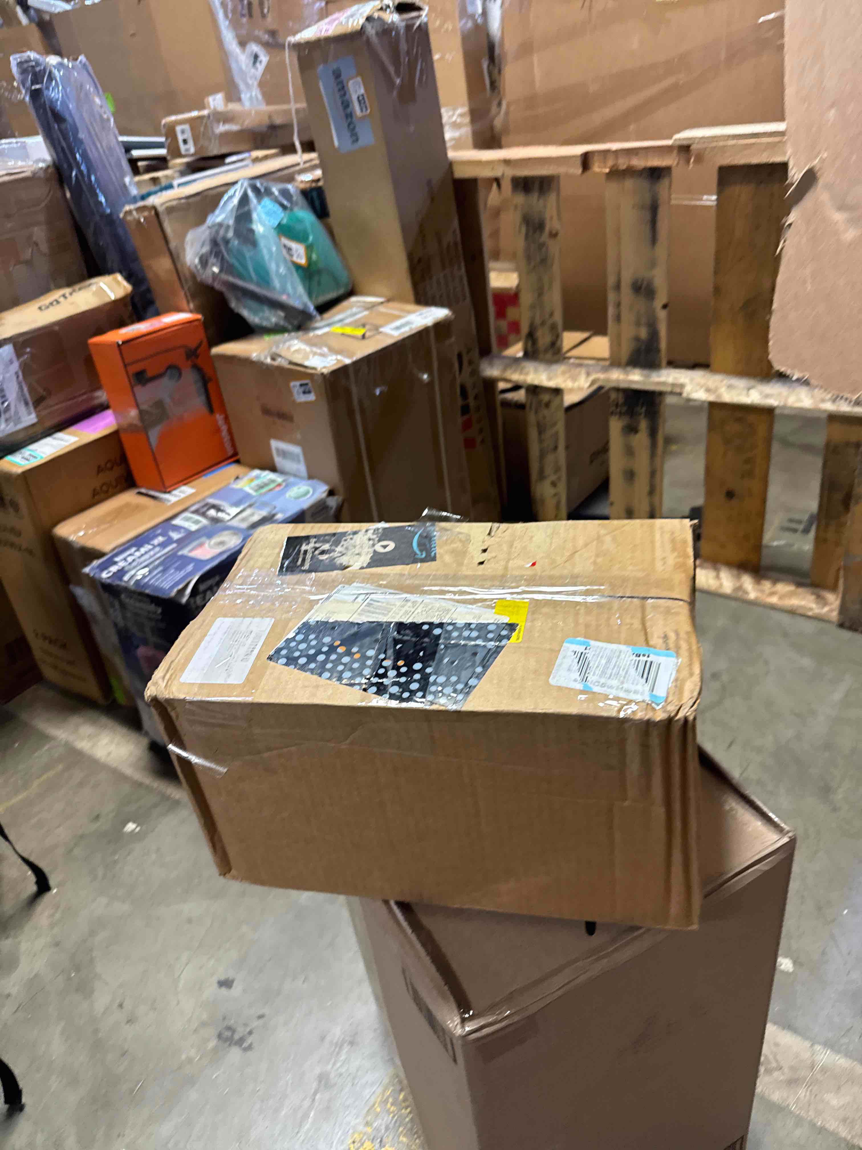 https://s3.amazonaws.com/lotting-images-prod/phillipi/BRN1924128_1753715699223.jpeg