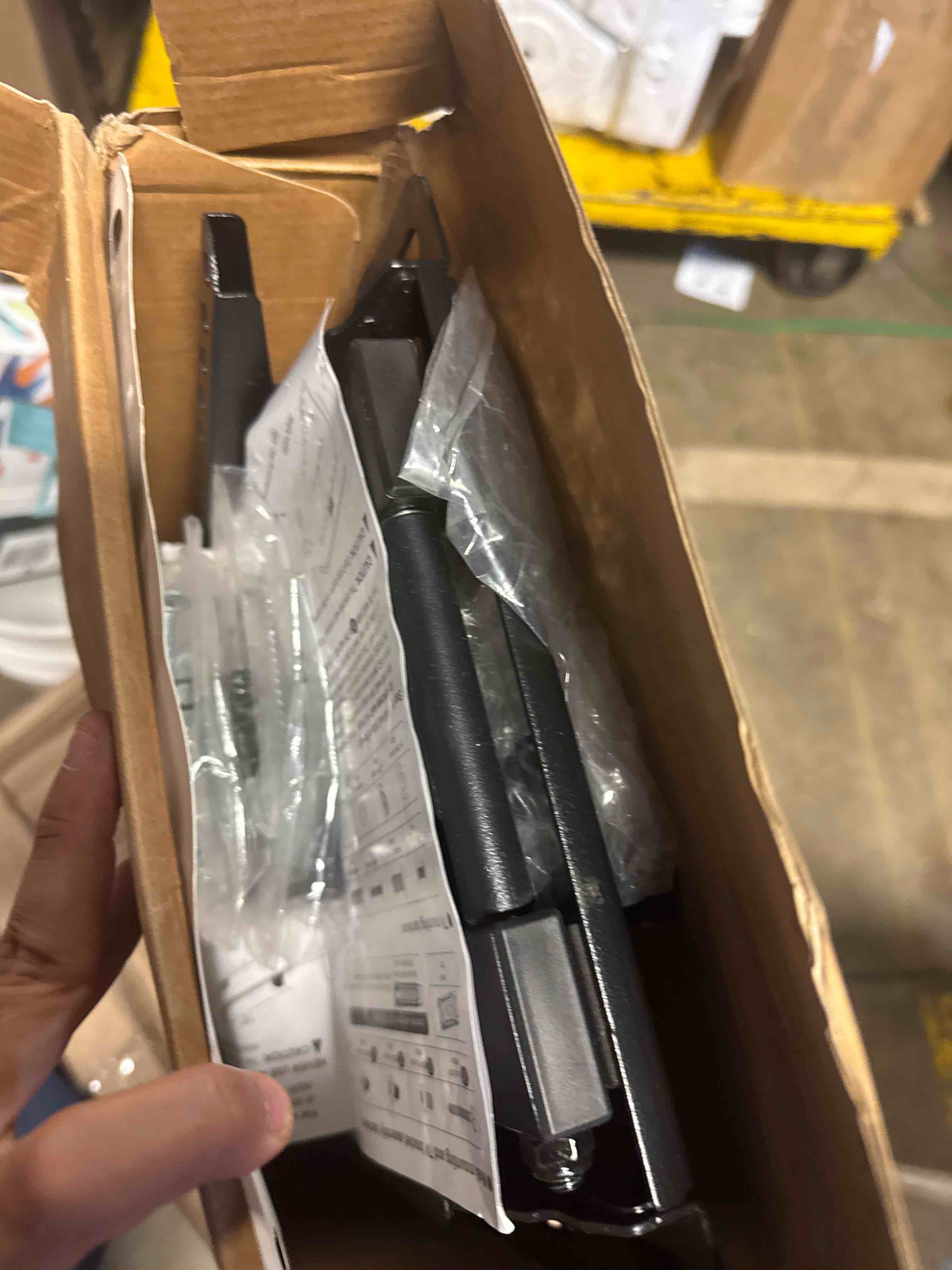 https://s3.amazonaws.com/lotting-images-prod/phillipi/BRN1924136_1753717001806.jpeg
