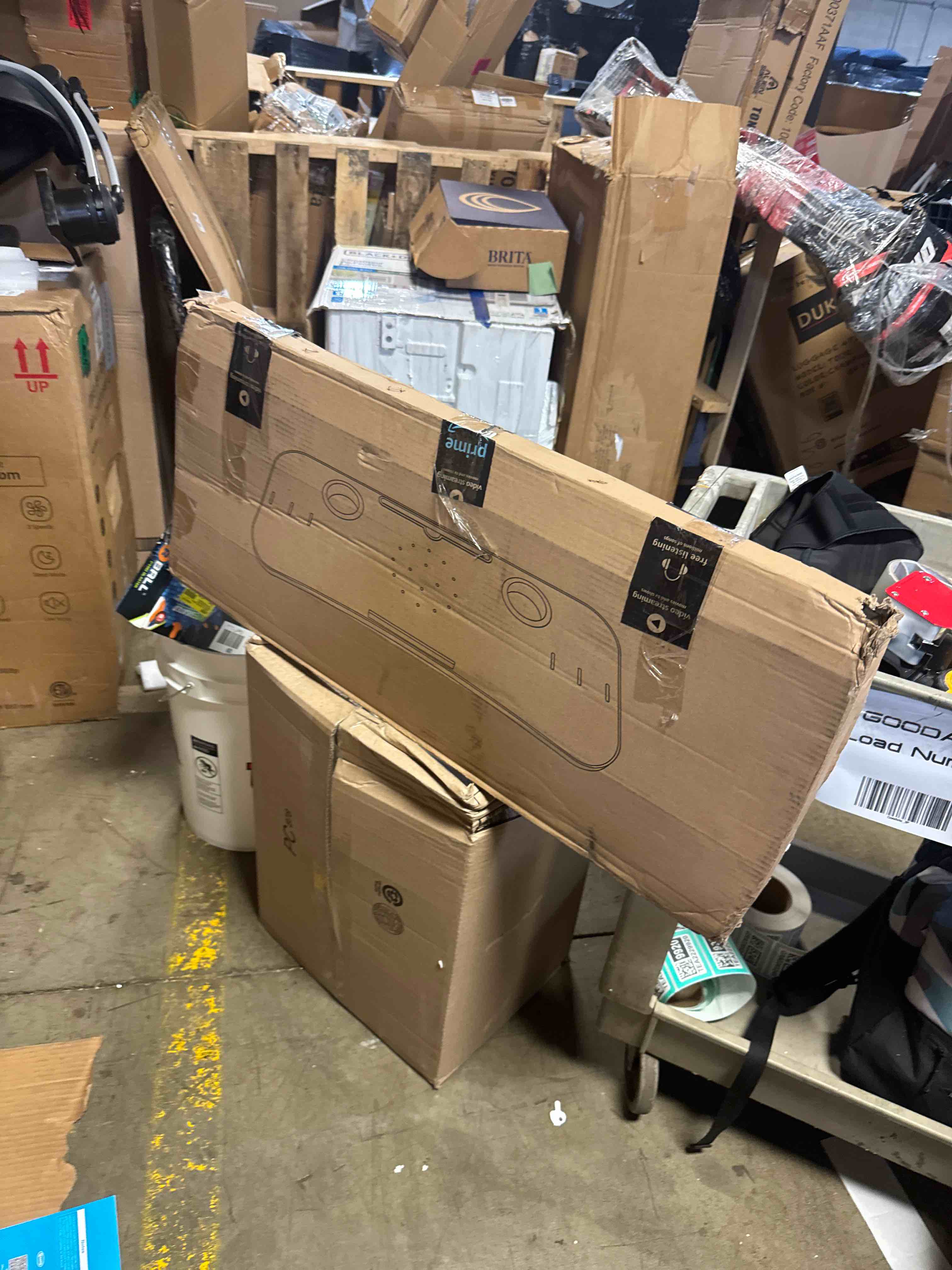 https://s3.amazonaws.com/lotting-images-prod/phillipi/BRN1924139_1753717458069.jpeg
